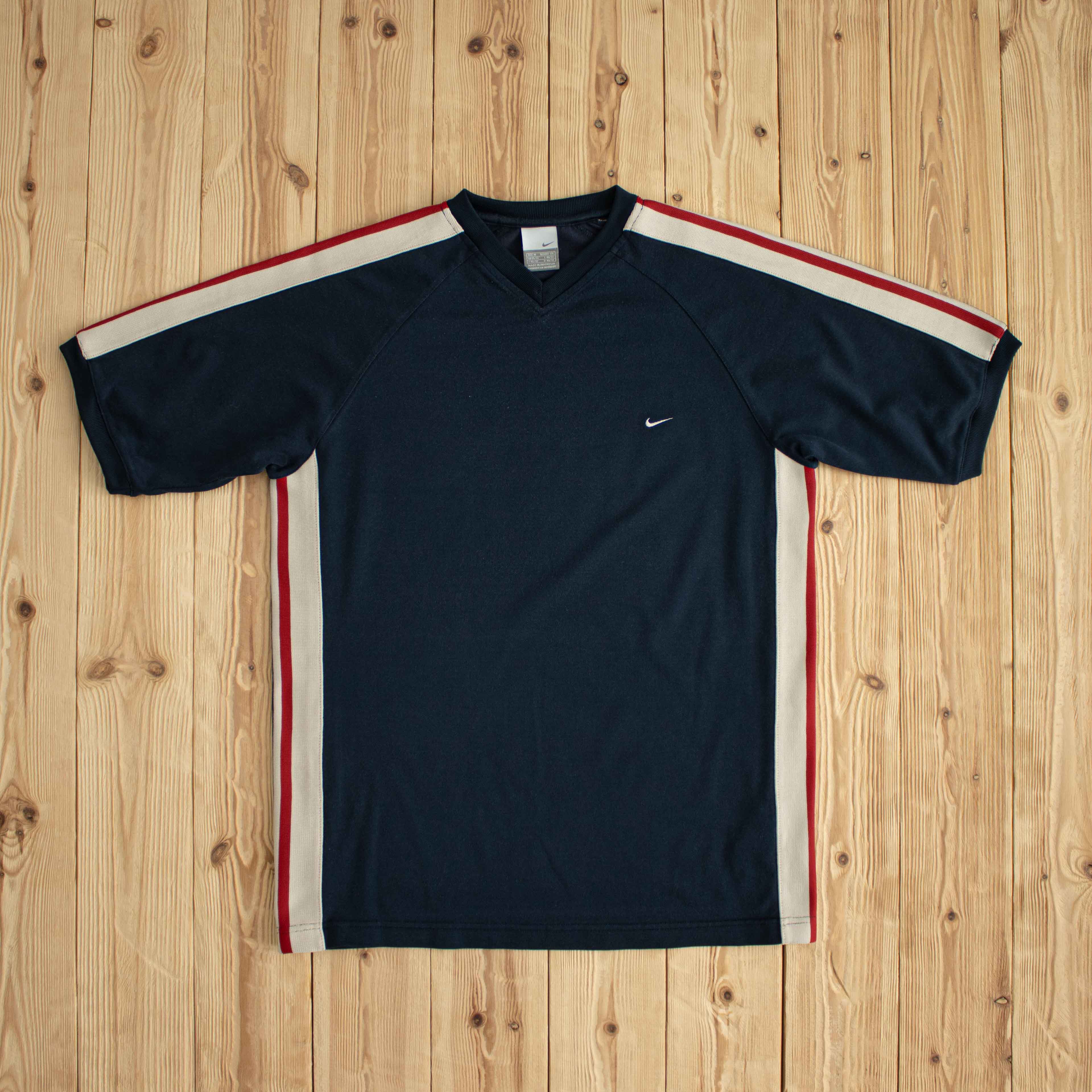(M) Nike Essential Vintage Embroidered T-Shirt Blue