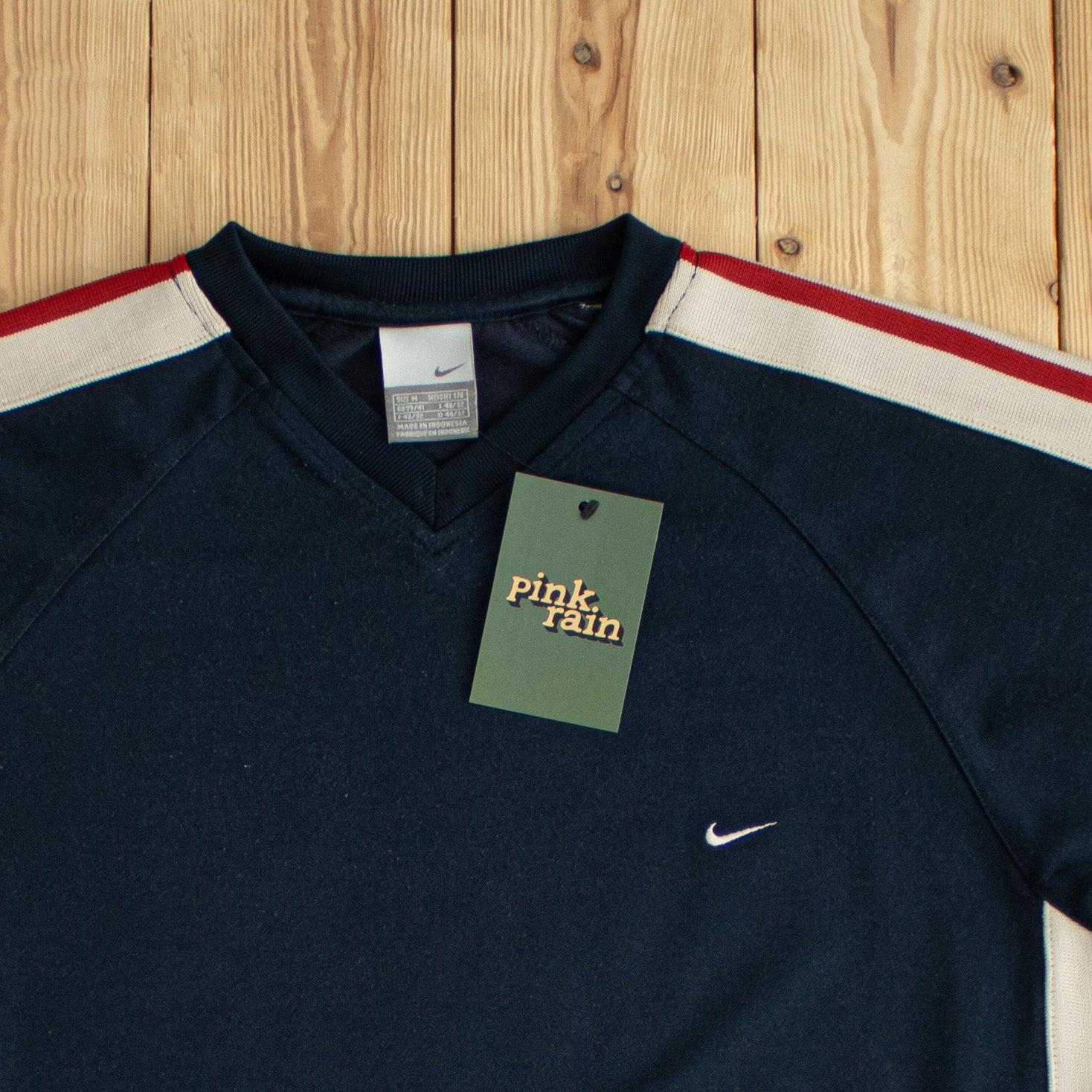 (M) Nike Essential Vintage Embroidered T-Shirt Blue
