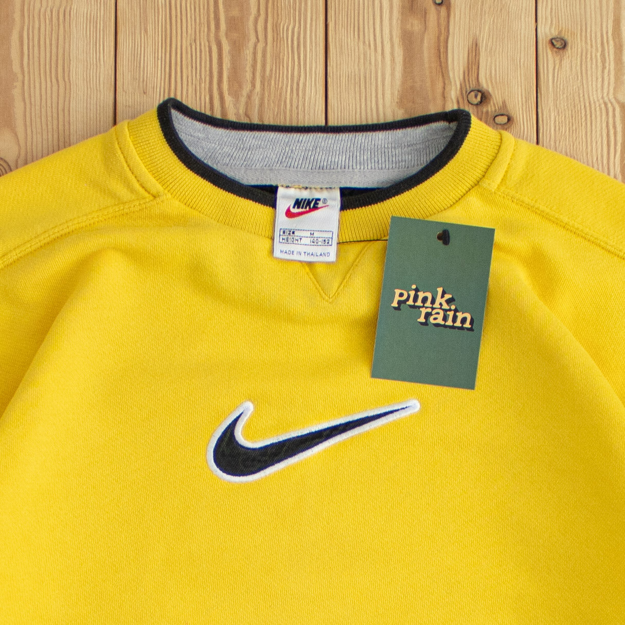 (XS) Nike Swoosh Vintage Embroidered Sweatshirt Yellow