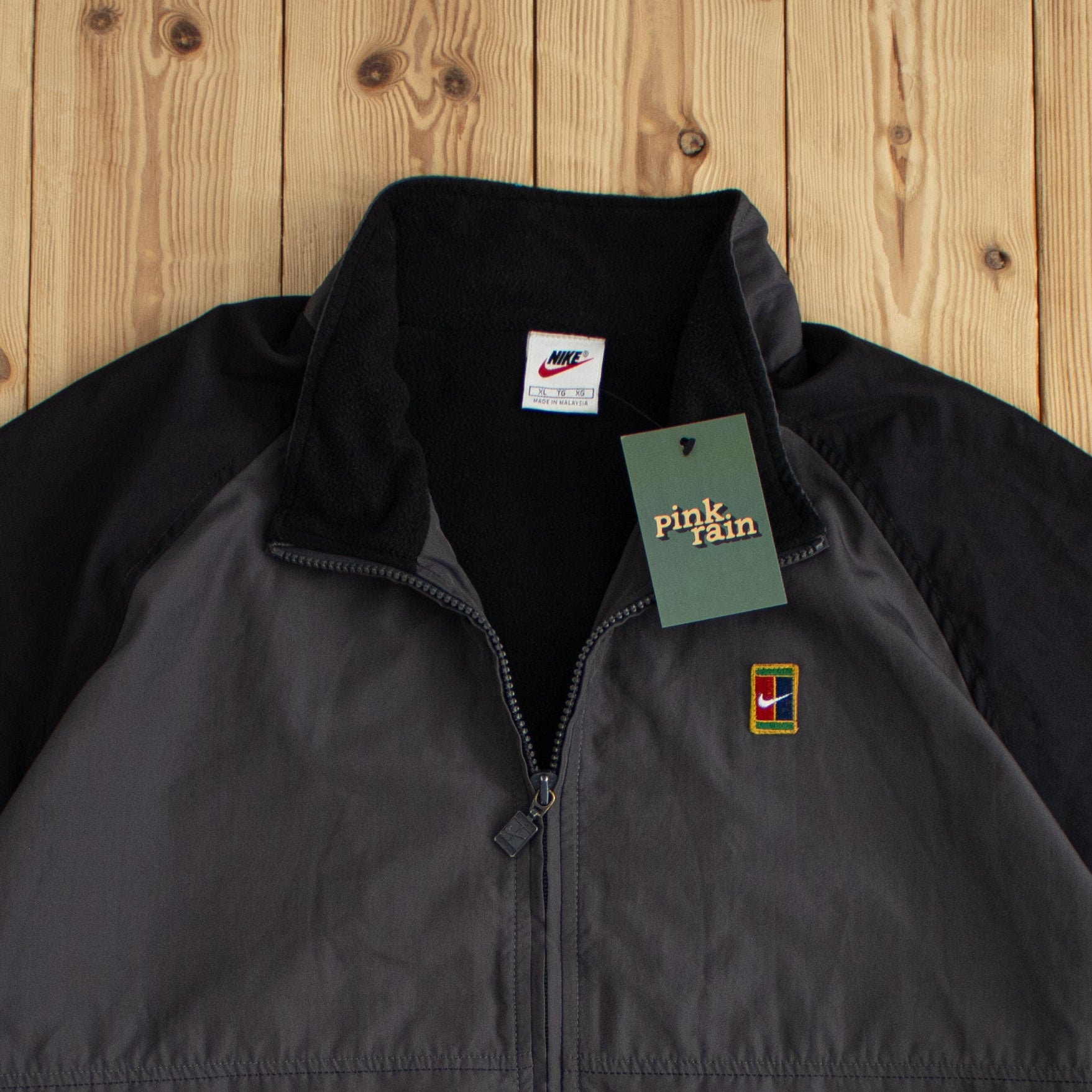 (XL) Nike Vintage Embroidered Jacket Black