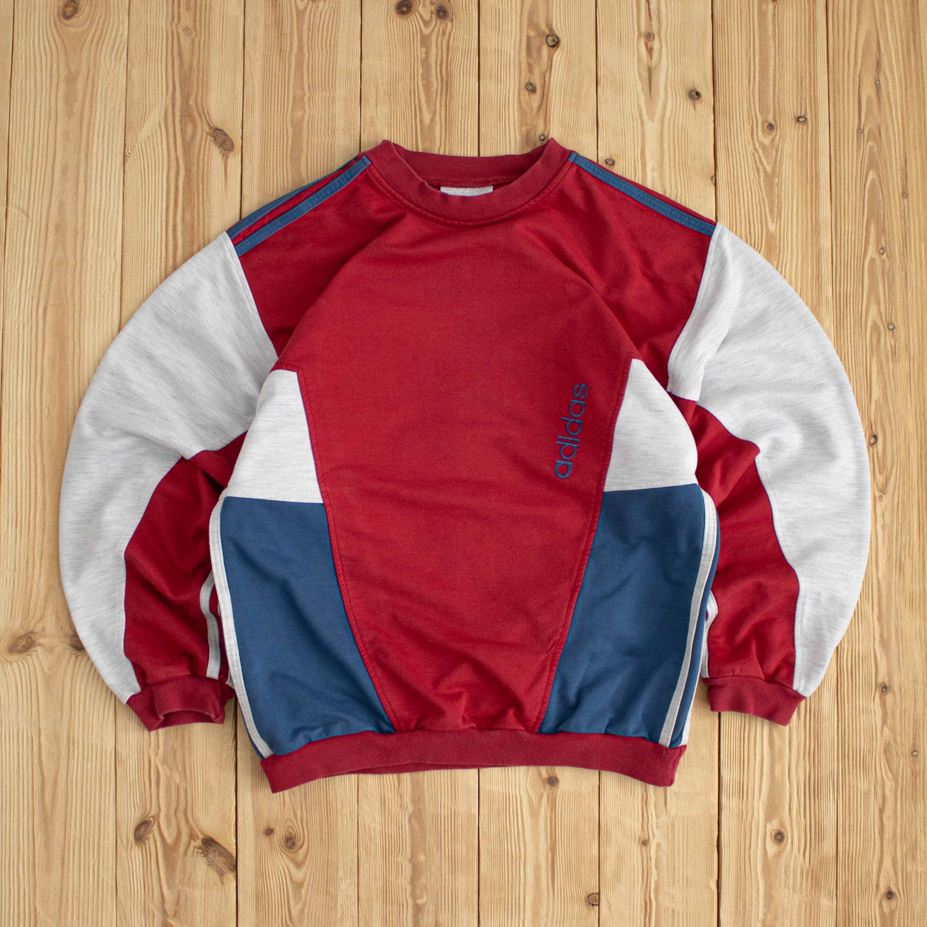 (S) Adidas Vintage Embroidered Sweatshirt Red