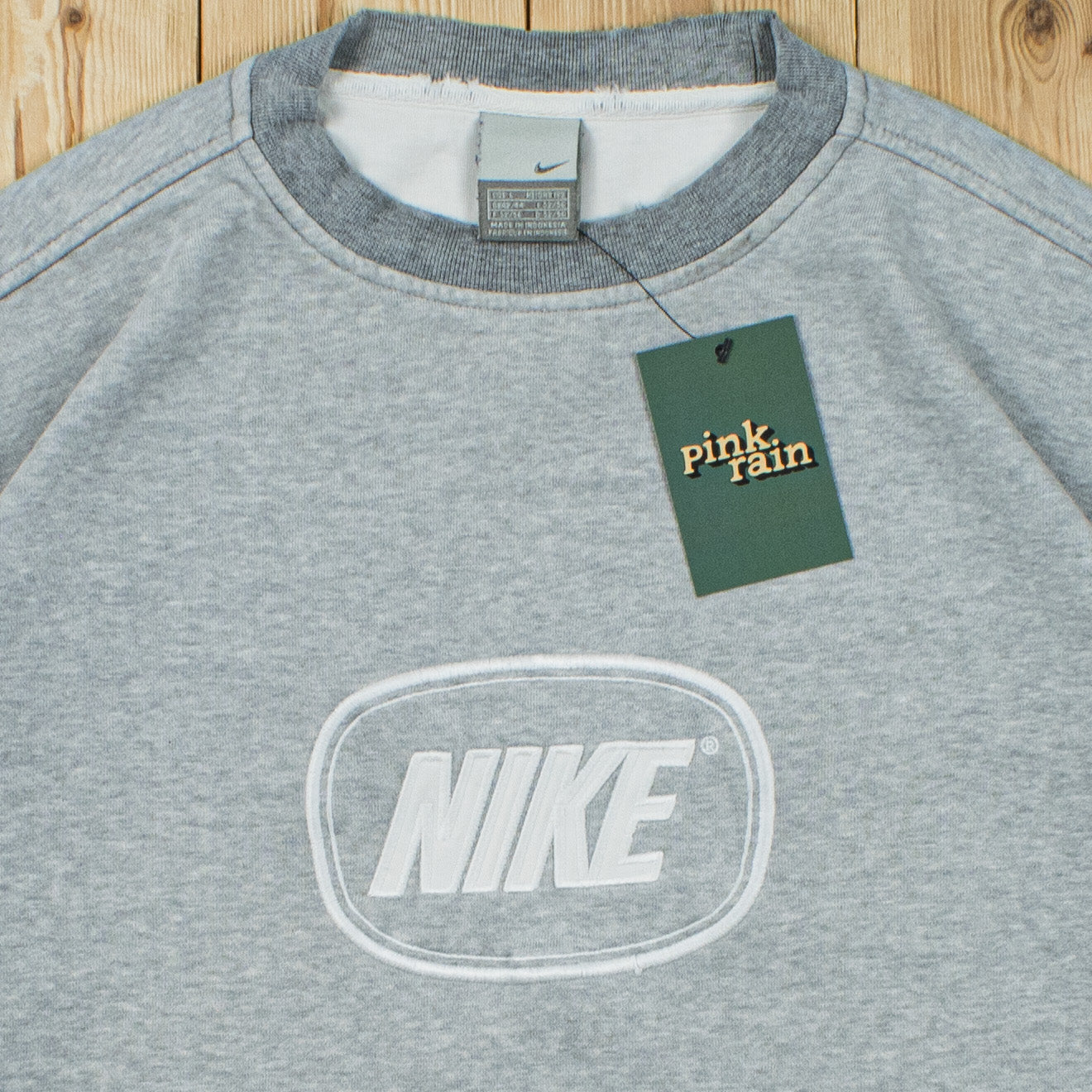 (L) Vintage Nike Spell Out Embroidered Sweatshirt