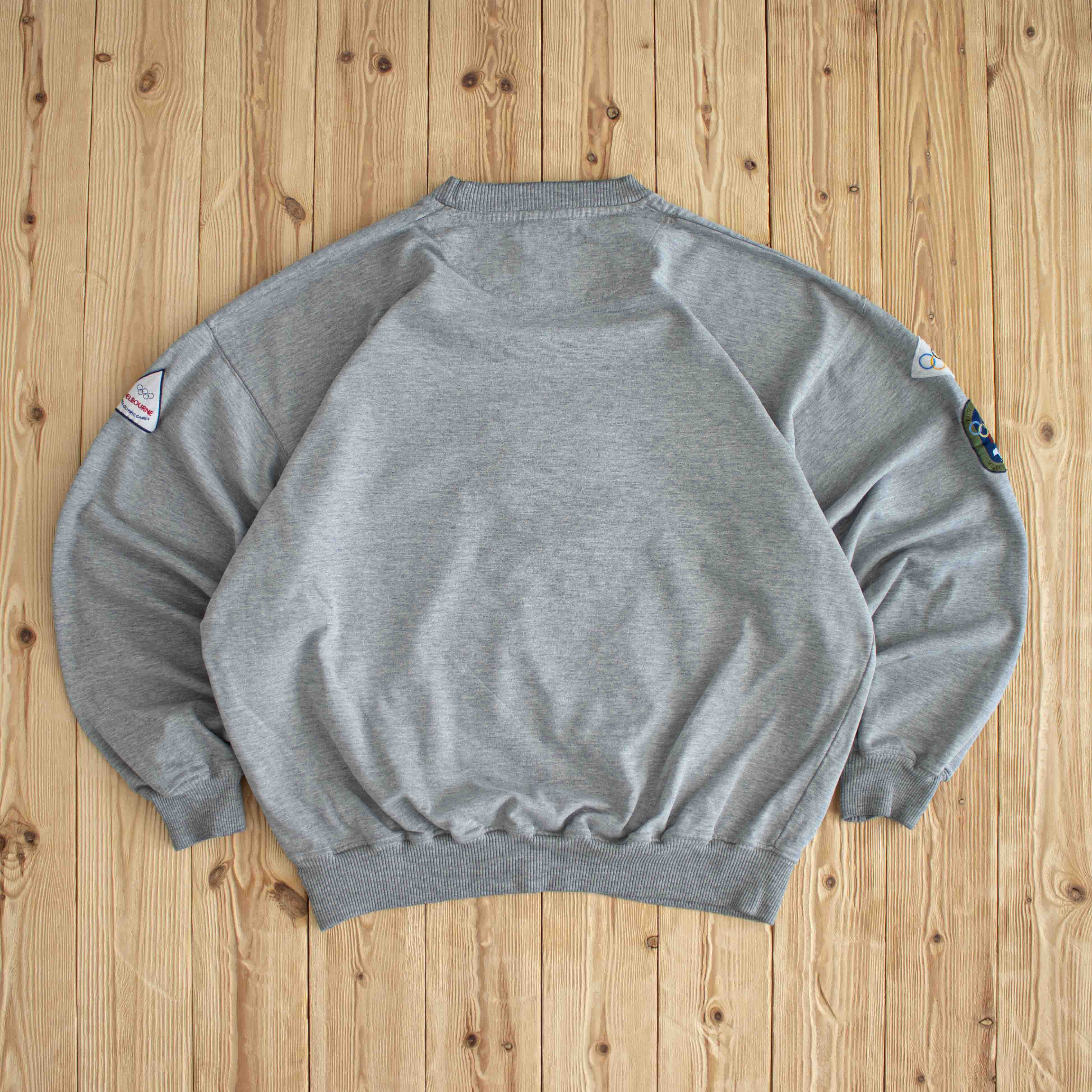 (XL) Adidas 1956 Melbourne Olympics Vintage Embroidered Sweatshirt Gray