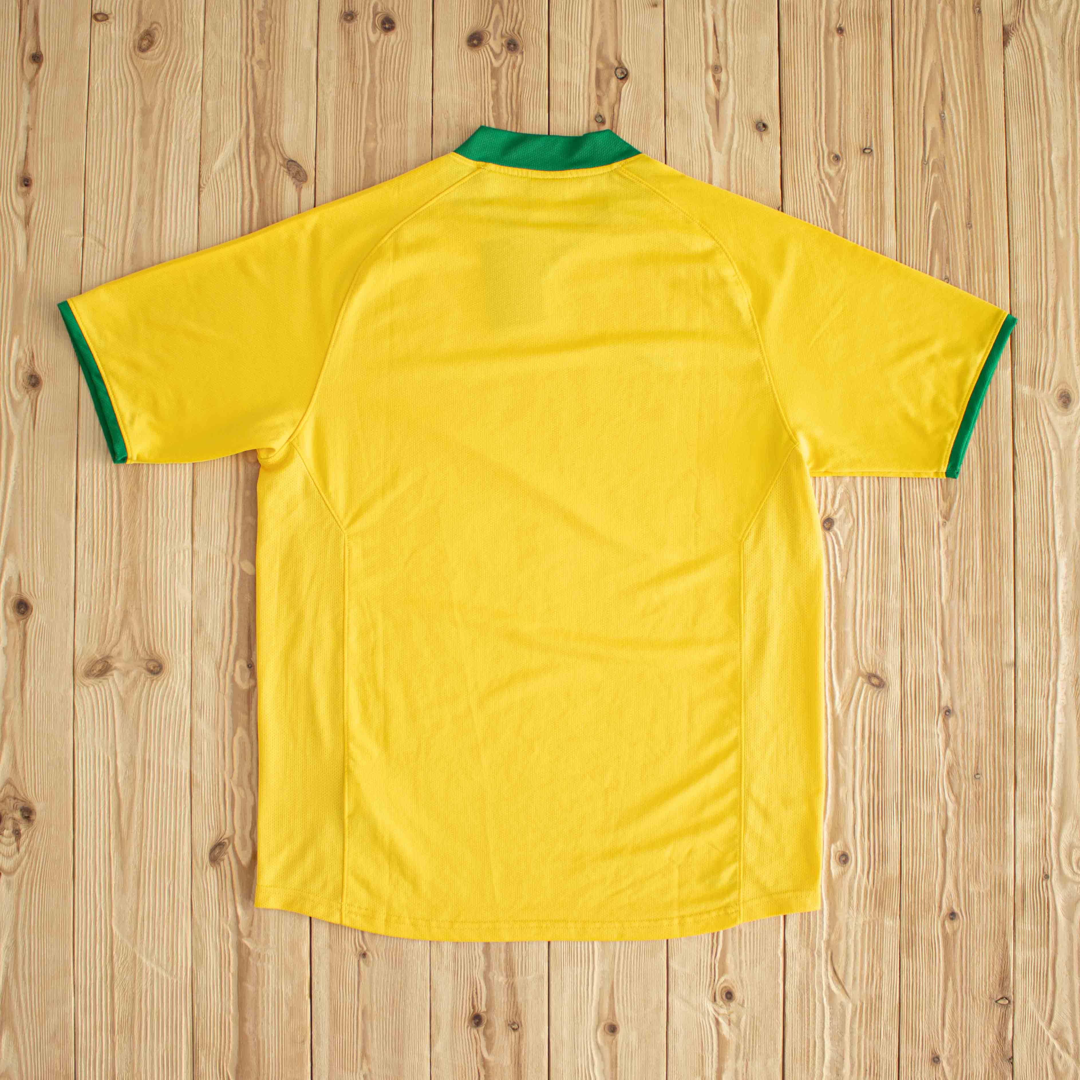 (M) Nike Vintage Embroidered T-Shirt Yellow