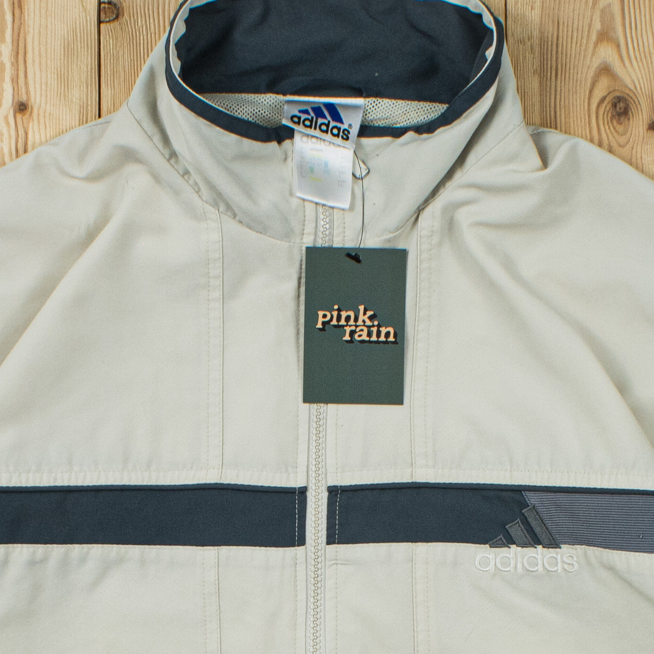 (L) Vintage Adidas Essential Embroidered Jacket