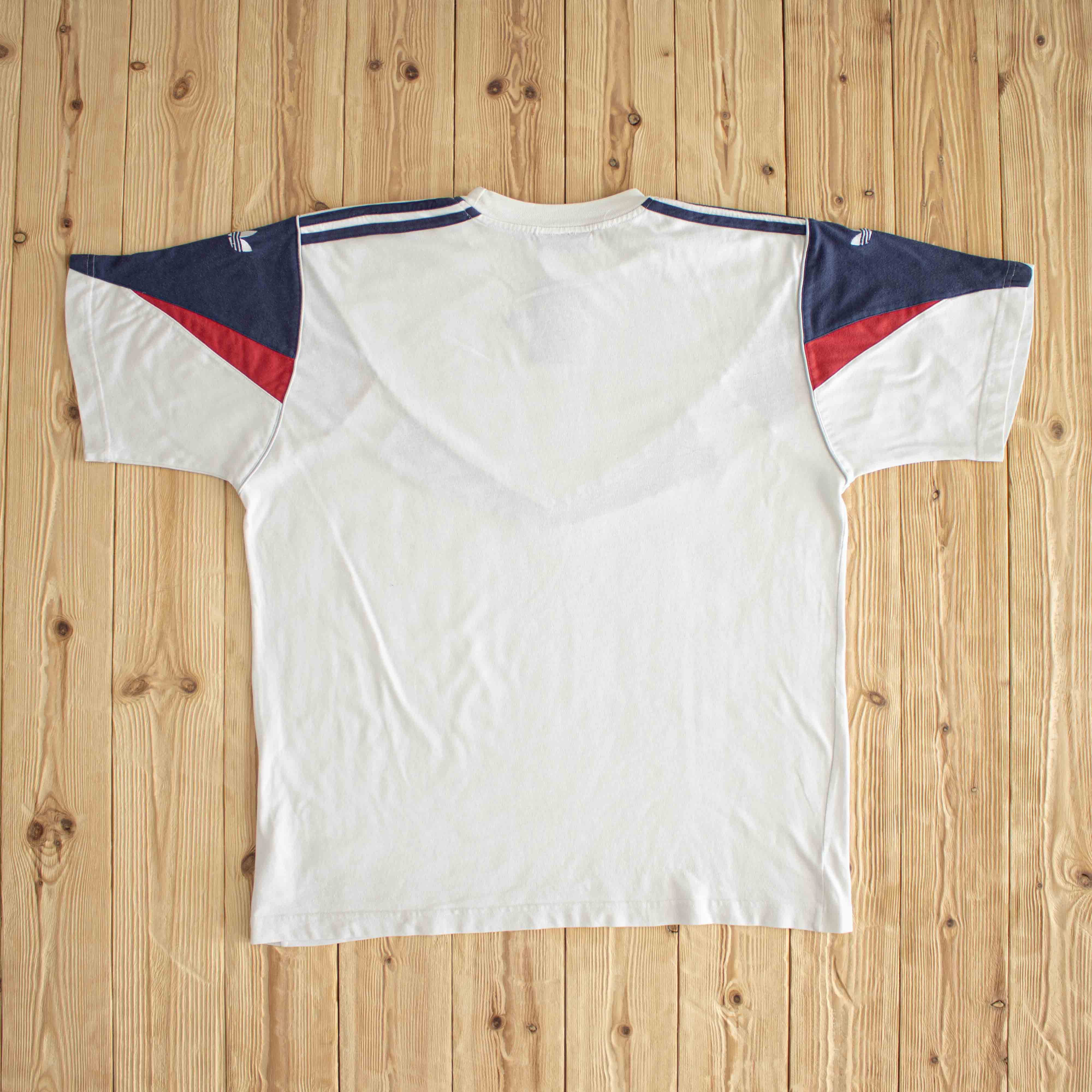 (L) Adidas Vintage Embroidered T-Shirt White