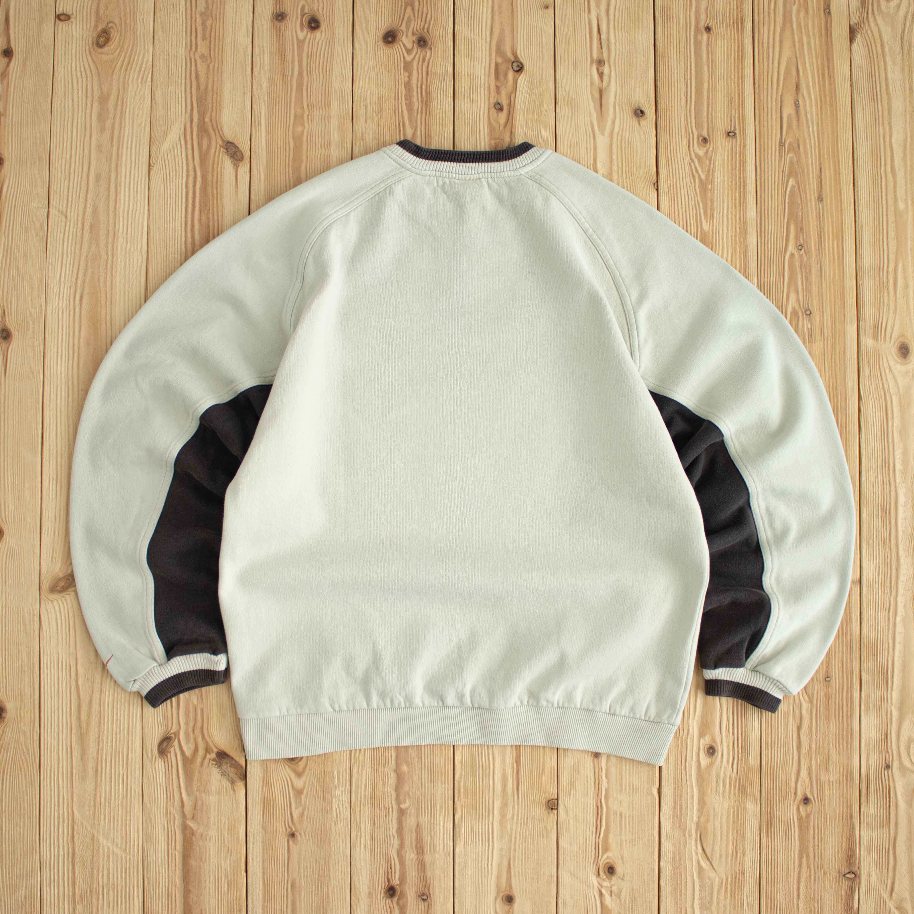(S/M) Nike Spell Out Vintage Embroidered Sweatshirt Beige
