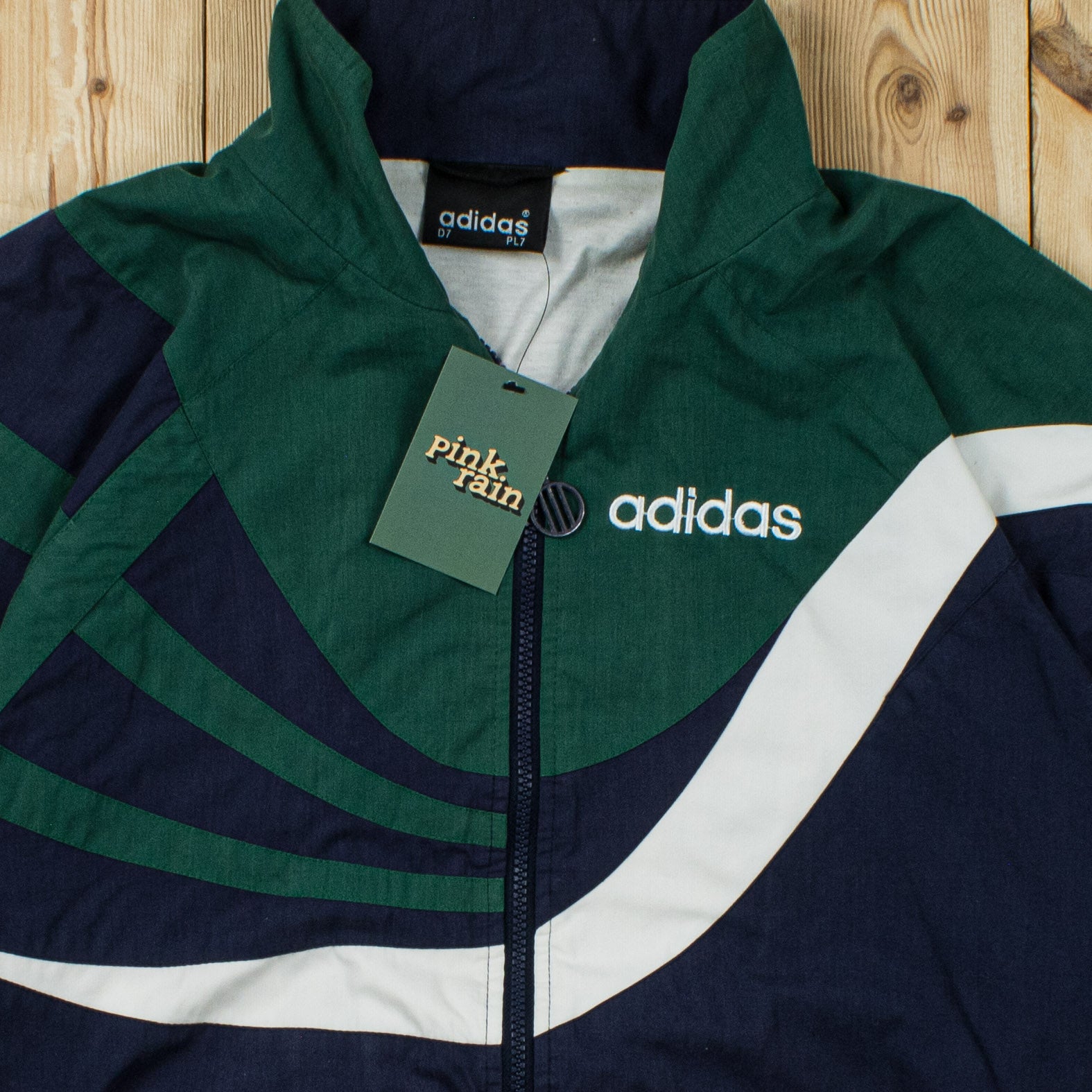 (L) Vintage Adidas Embroidered Jacket