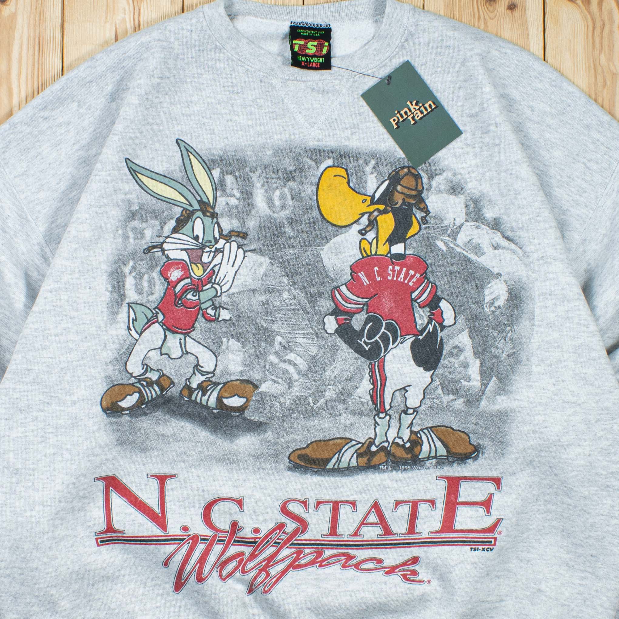 (L) 1995 Looney Tunes N.C. State Wolfpack Sweatshirt