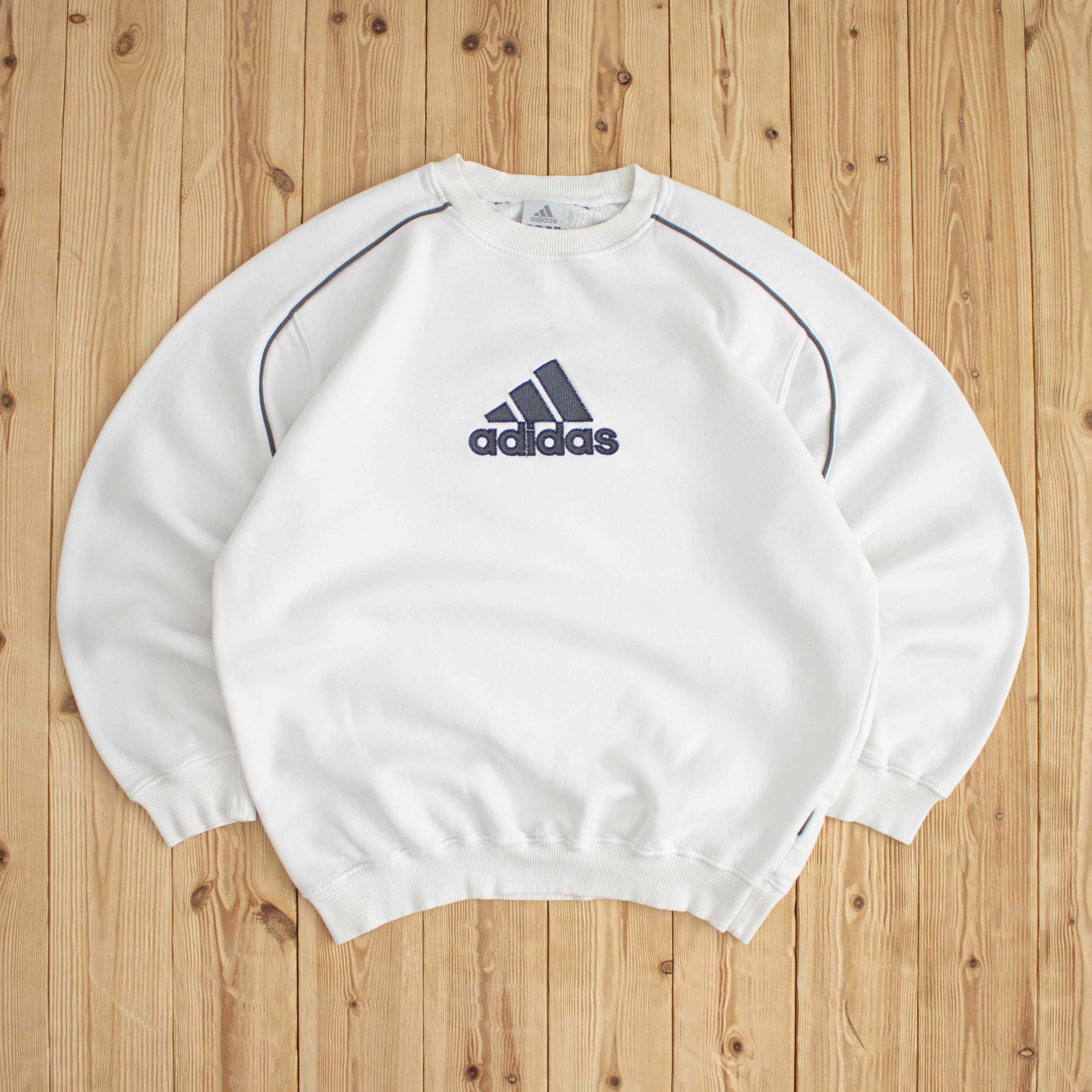 (L) Adidas Logo Vintage Embroidered Sweatshirt White