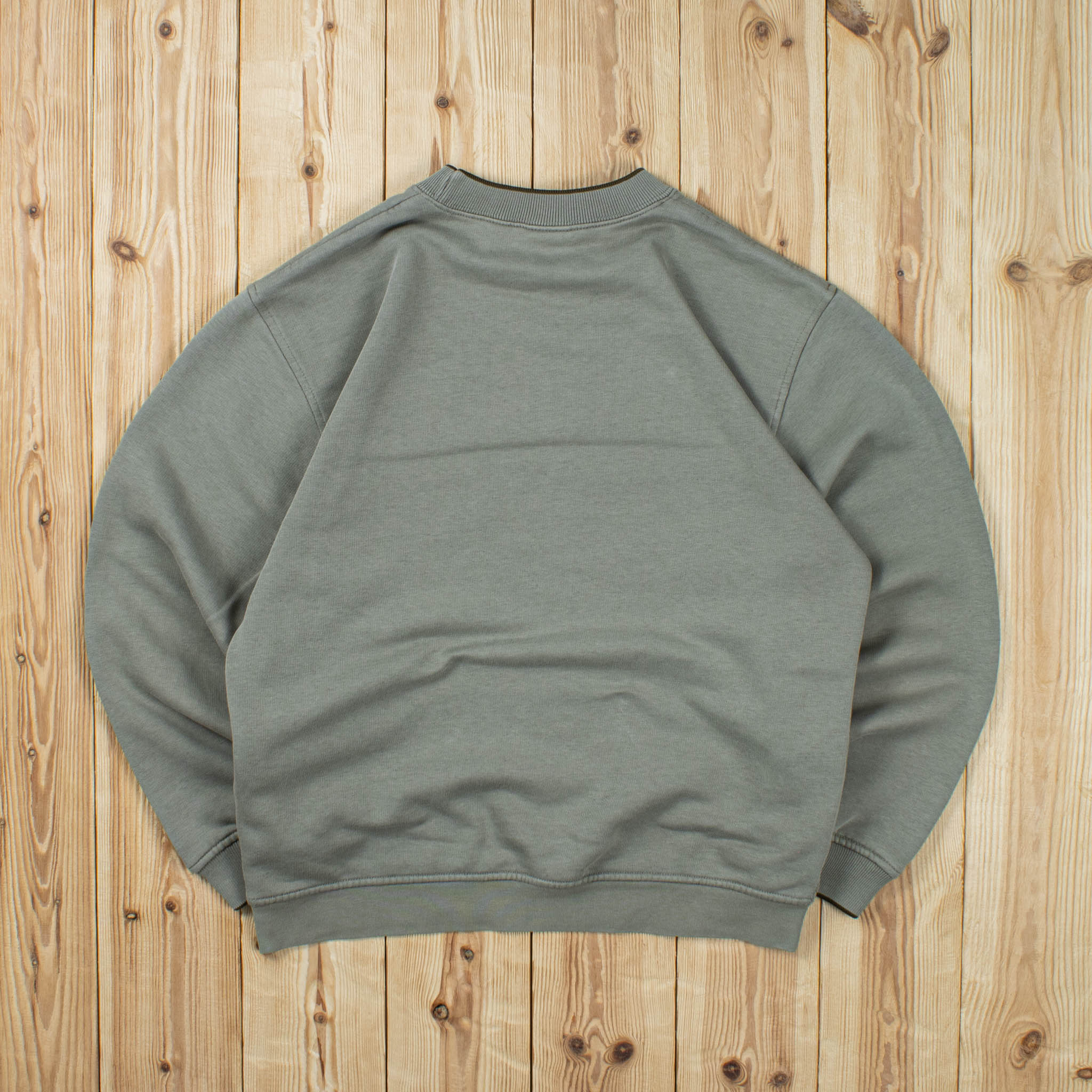 (S) Vintage Nike Athletic Embroidered Sweatshirt