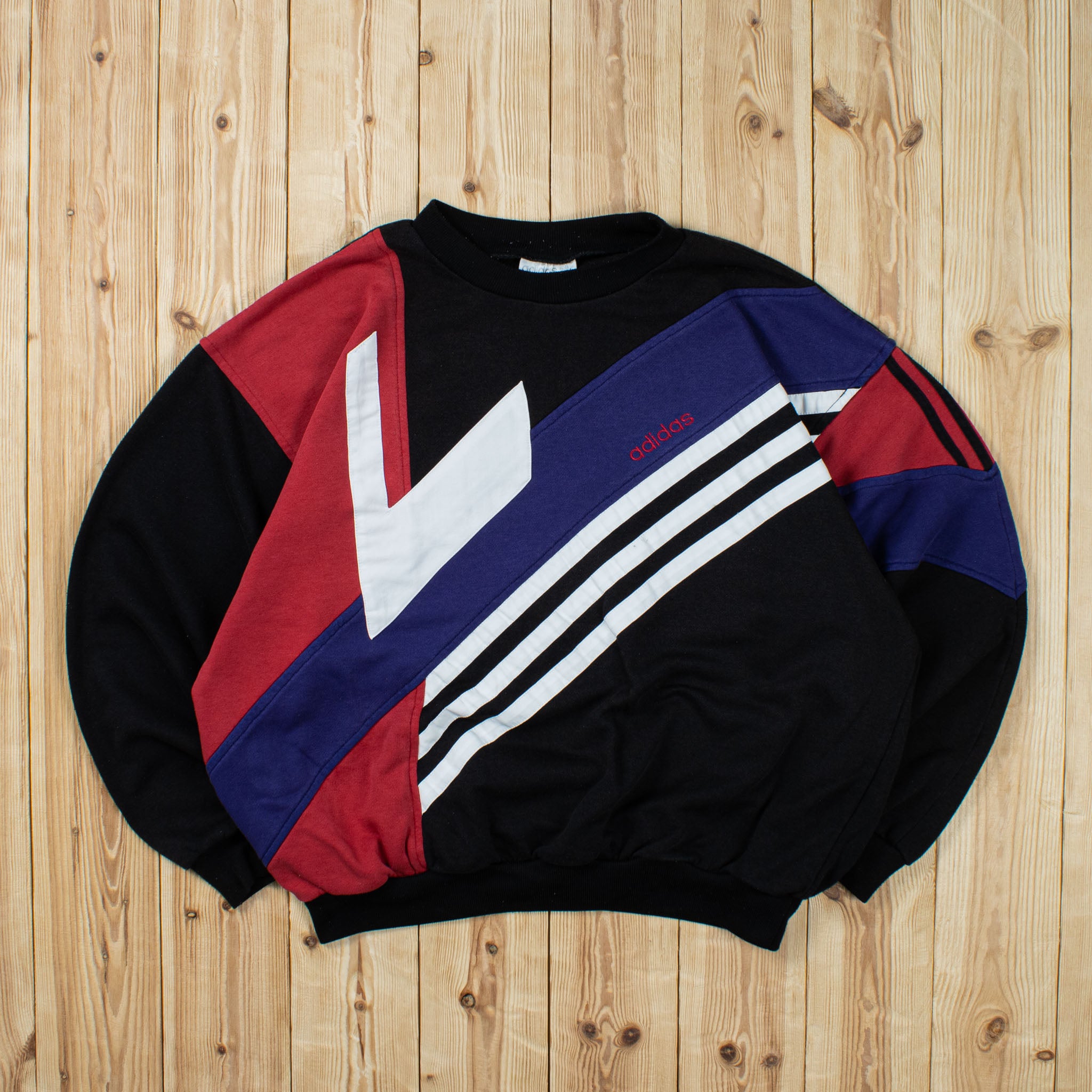 (M) Vintage Adidas Embroidered Sweatshirt
