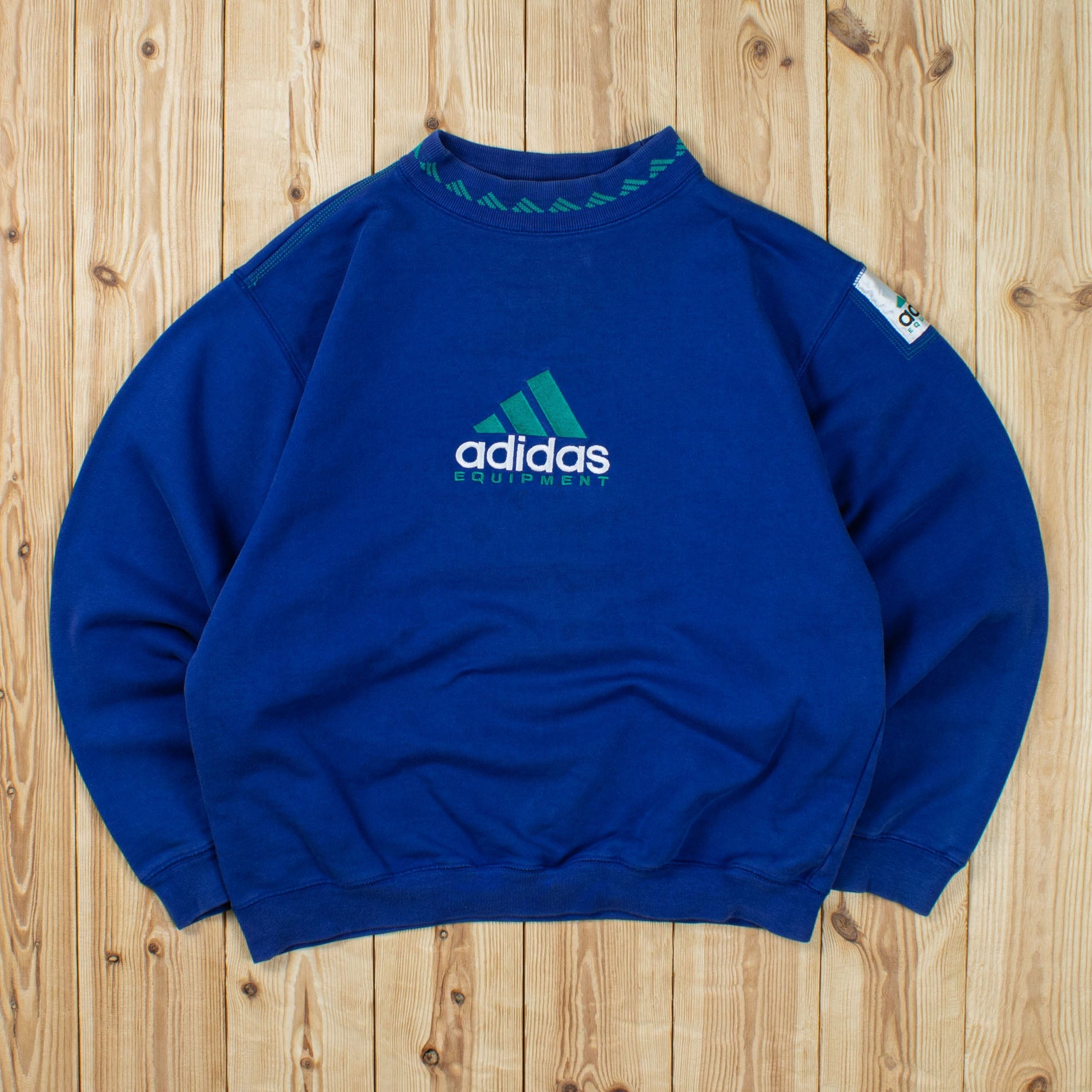 (S) Vintage Adidas Equipment Embroidered Sweatshirt