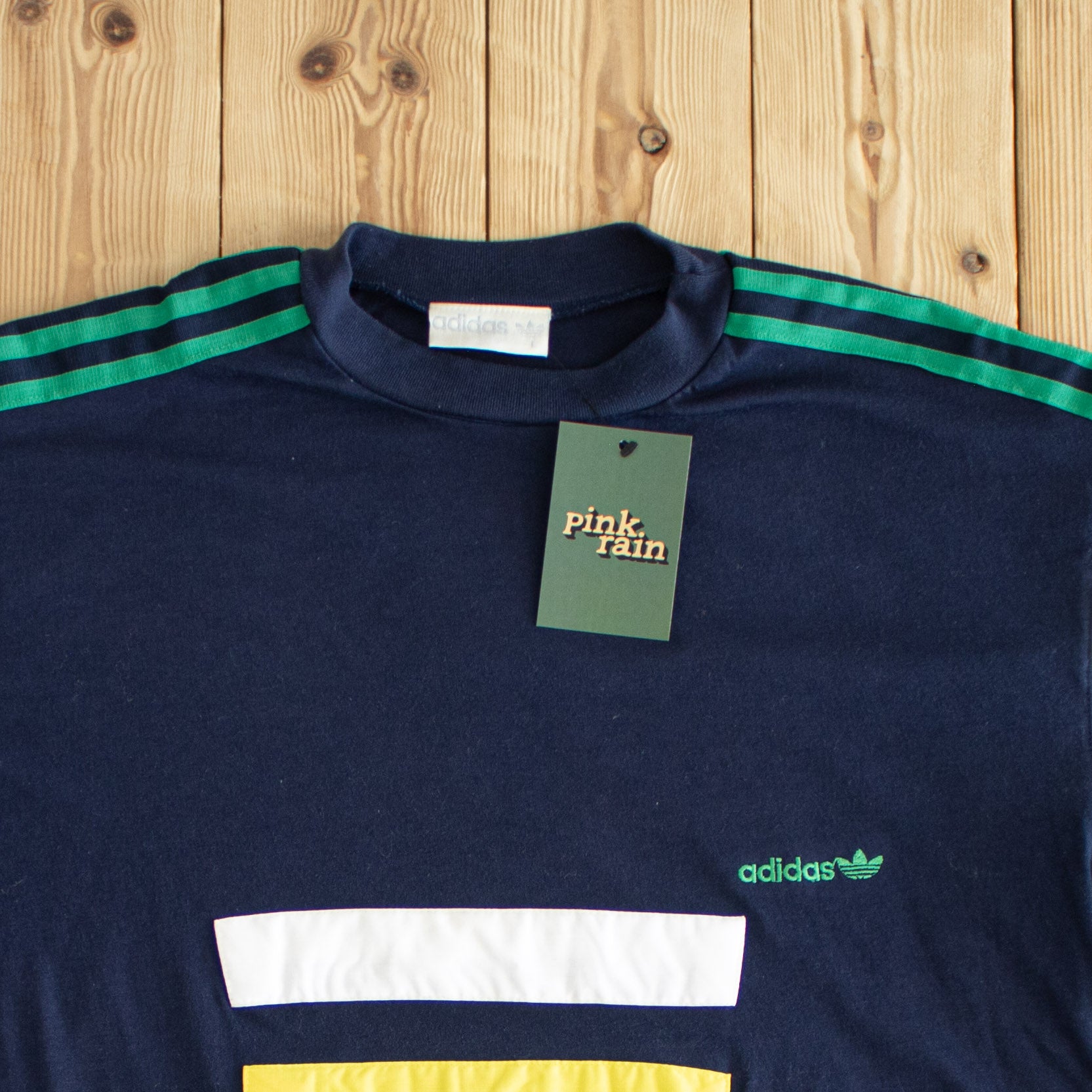 (L) Adidas Vintage Embroidered T-Shirt Blue