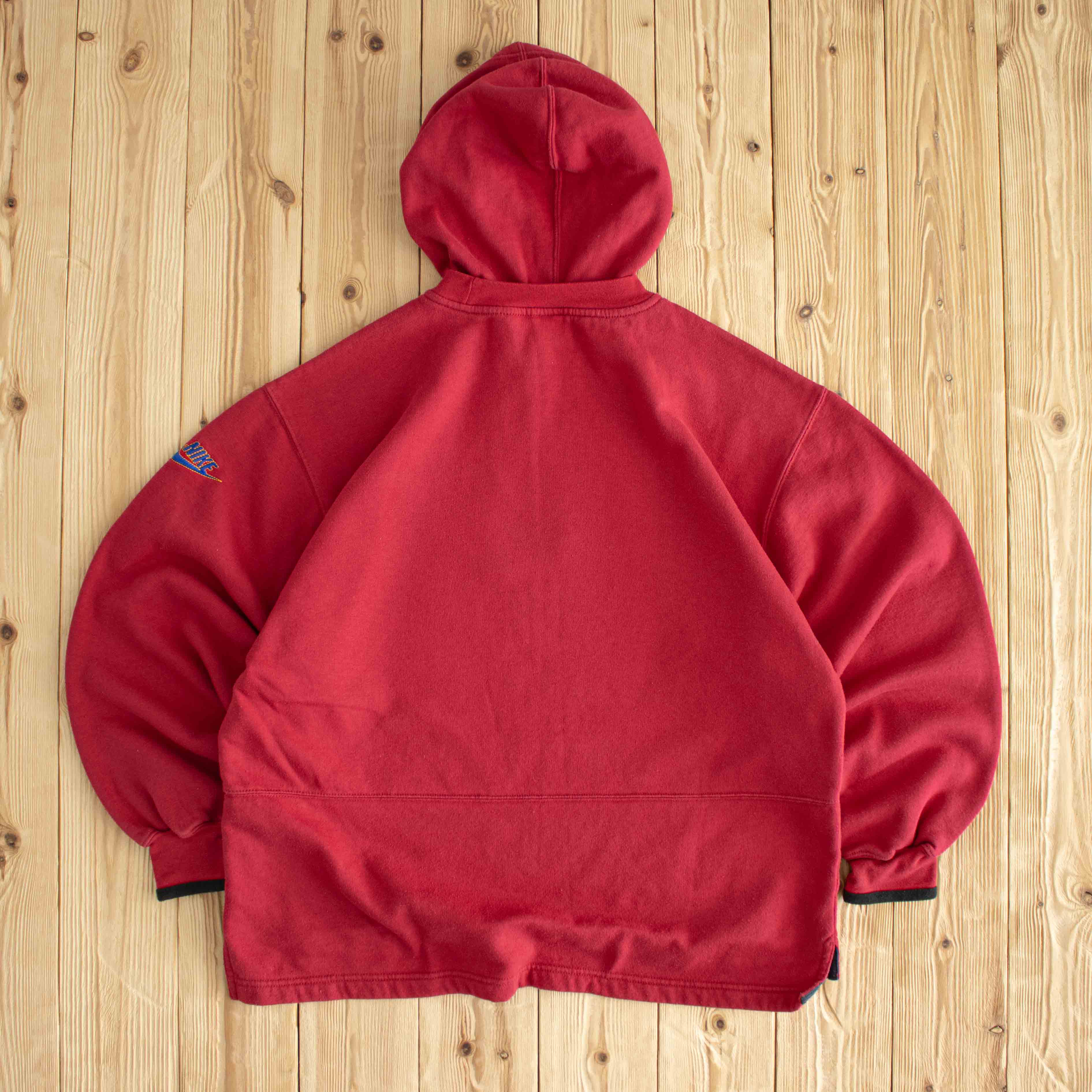 (M) Nike Sports & Fitness Vintage Embroidered Hoodie Red