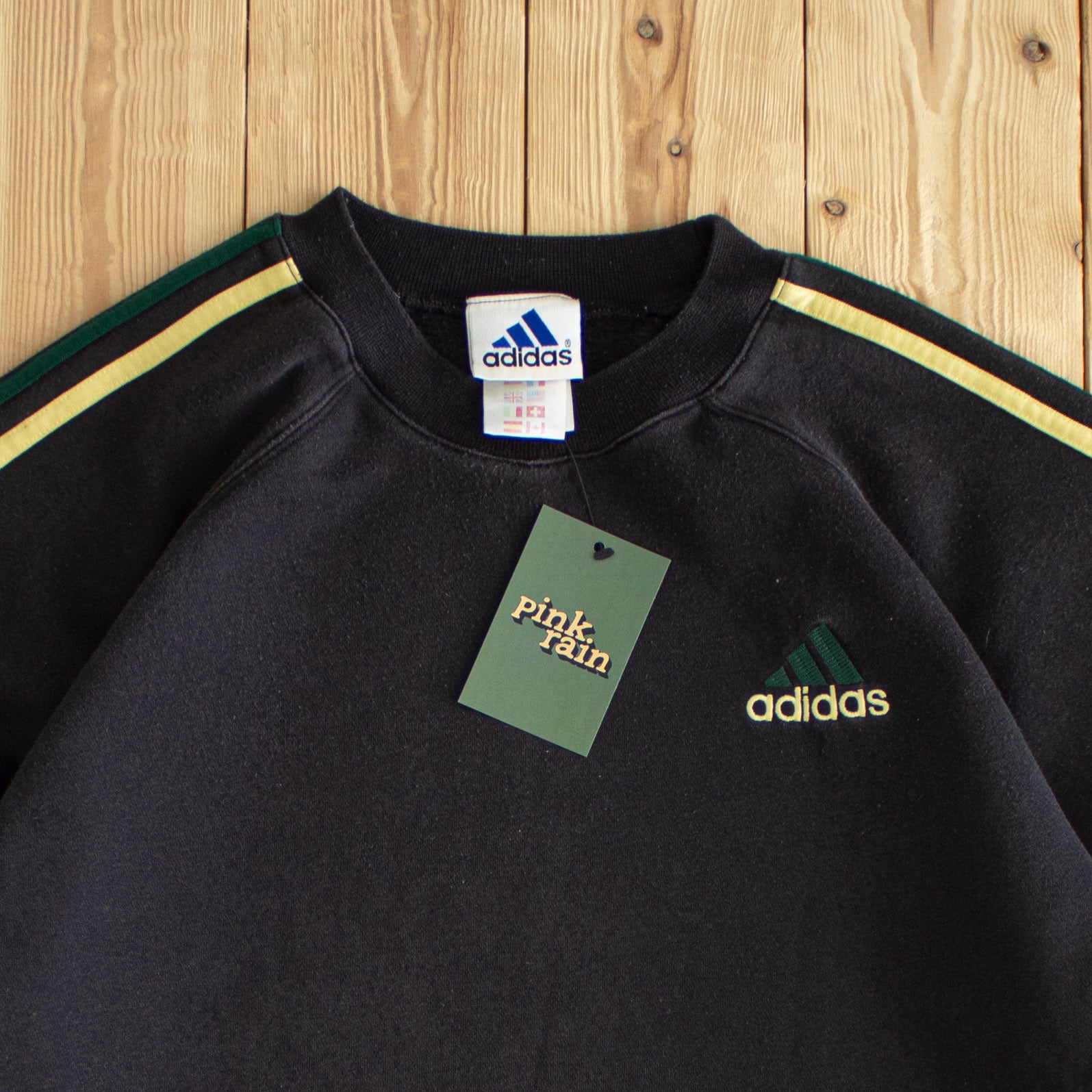 (S/M) Adidas 'The Brand With 3 Striped' Vintage Embroidered Sweatshirt Black