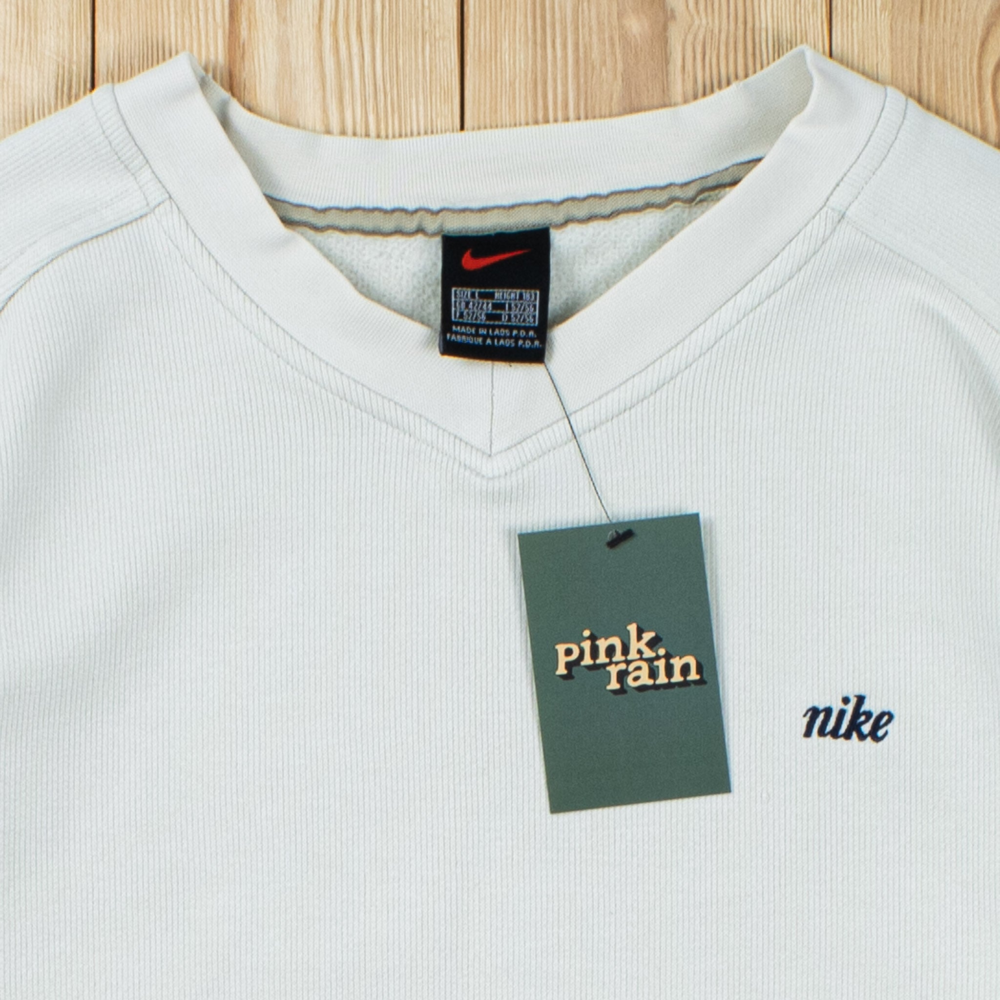 (L) Vintage Nike Essential Embroidered Sweatshirt