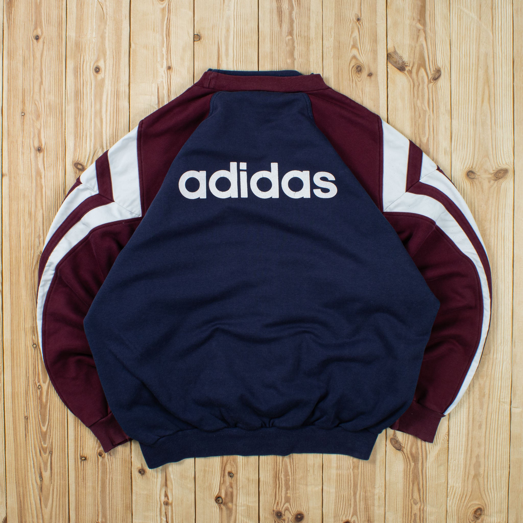 (L) Vintage Adidas Embroidered Sweatshirt