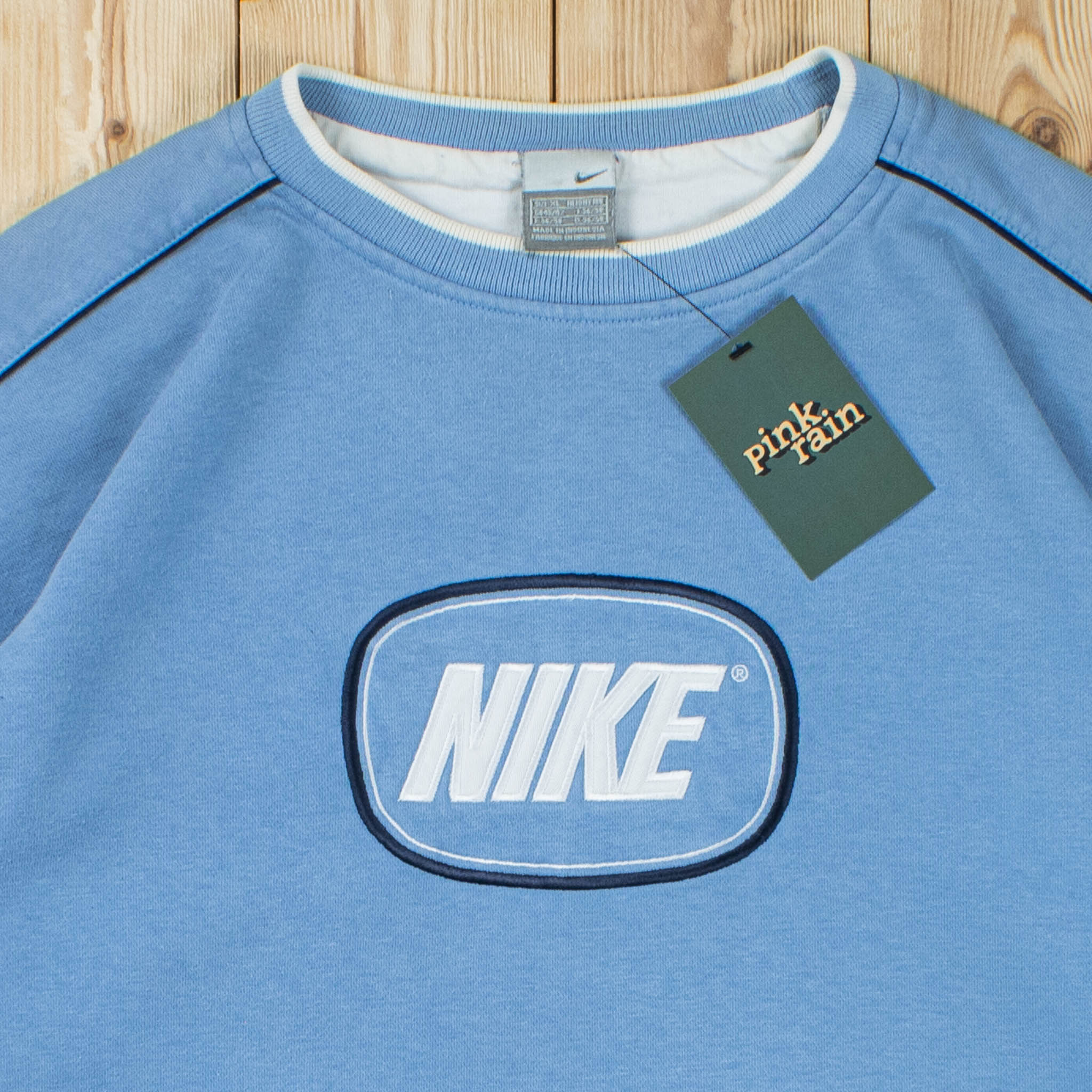 (L) Vintage Nike Spell Out Embroidered Sweatshirt