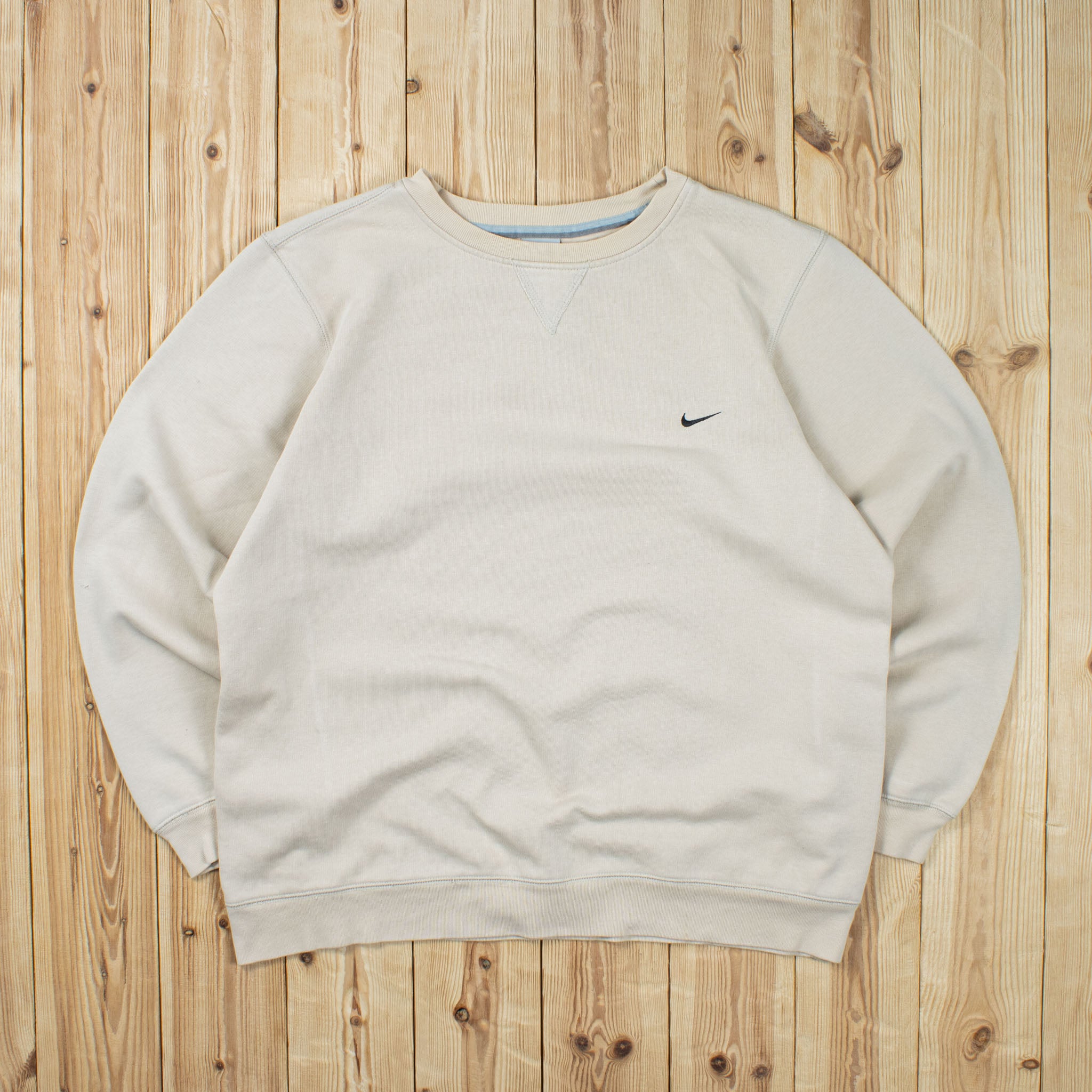 (M) Vintage Nike Essential Embroidered Sweatshirt