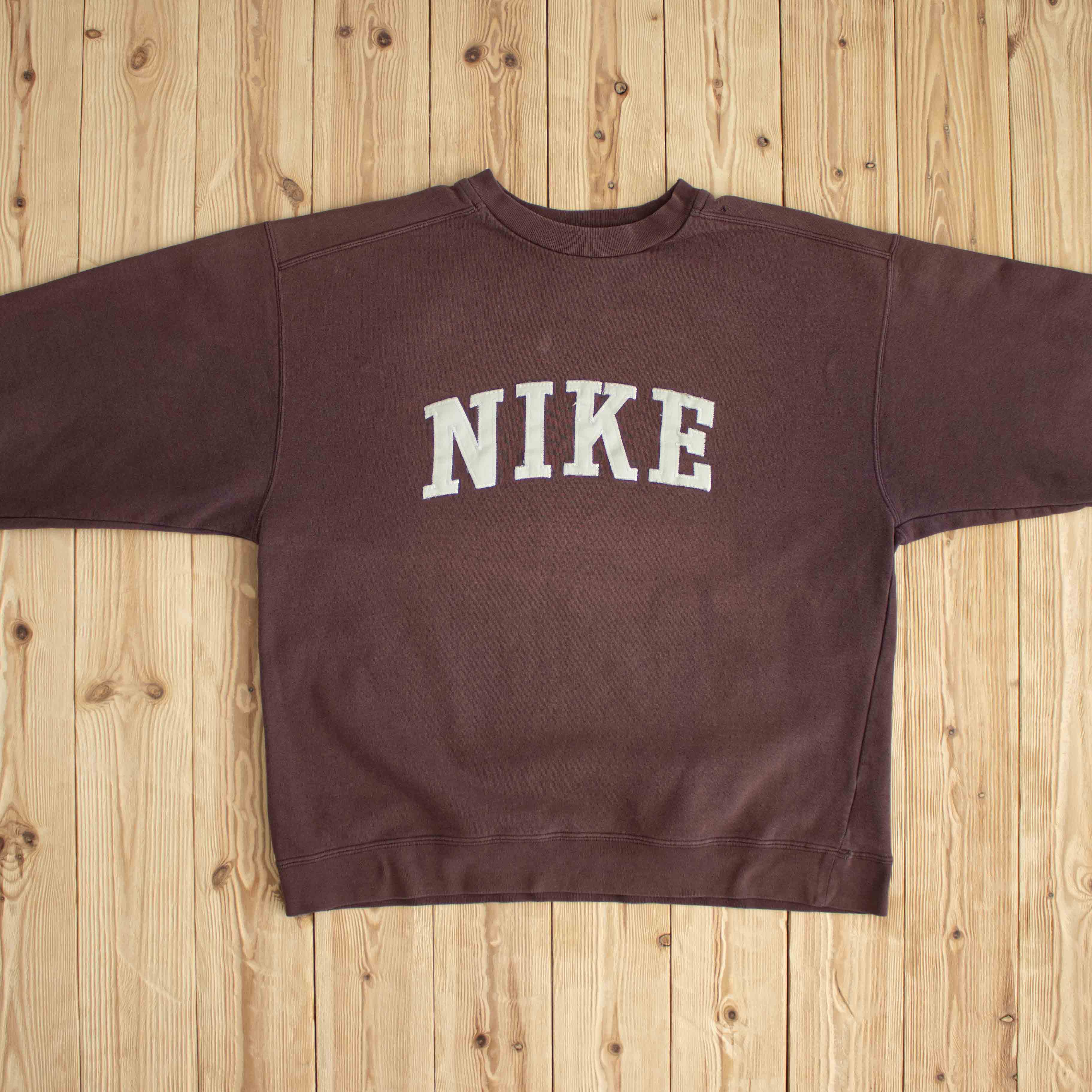 (M/L) Nike Spell Out Vintage Embroidered Sweatshirt Brown
