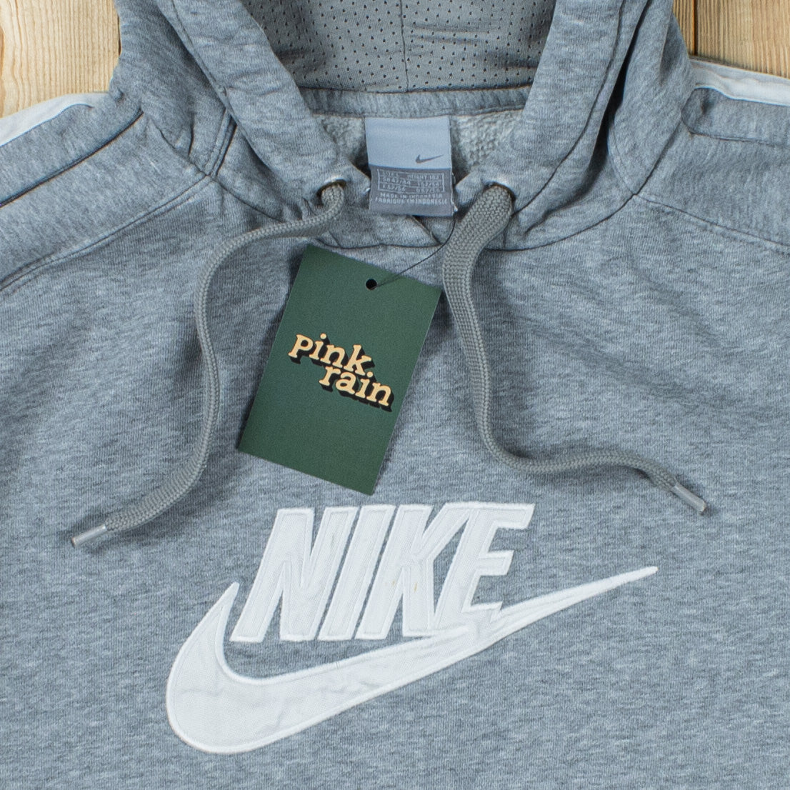 (M) Vintage Nike Logo Embroidered Hoodie