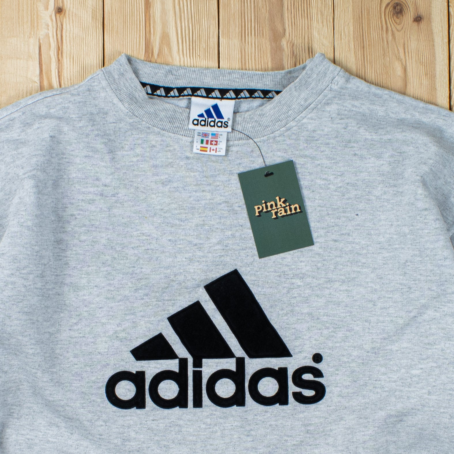 (M/L) Vintage Adidas Logo Embroidered Sweatshirt