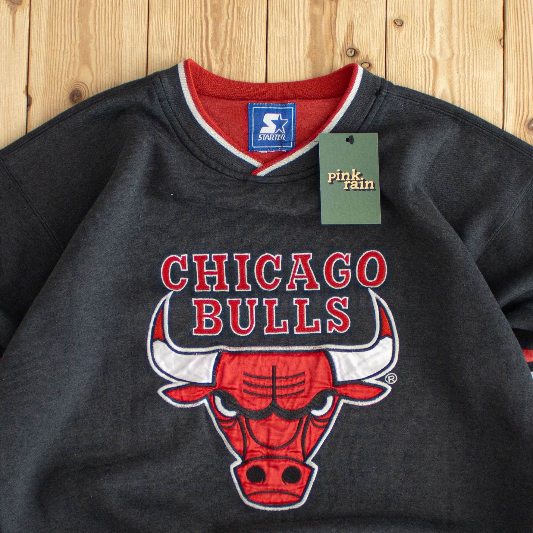 (S/M) Starter Chicago Bulls Vintage Embroidered Sweatshirt Black