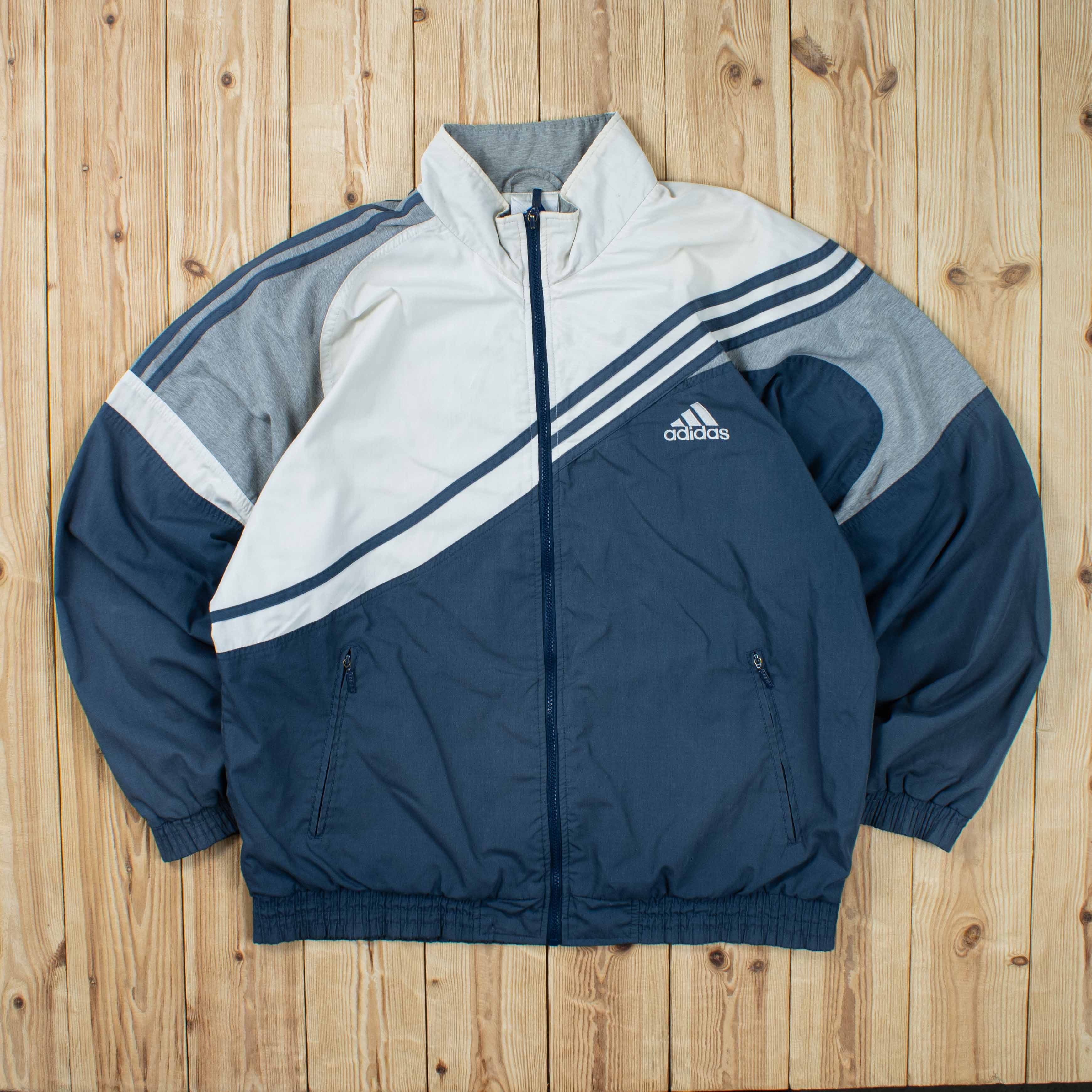 (M/L) Vintage Adidas Essential Embroidered Jacket
