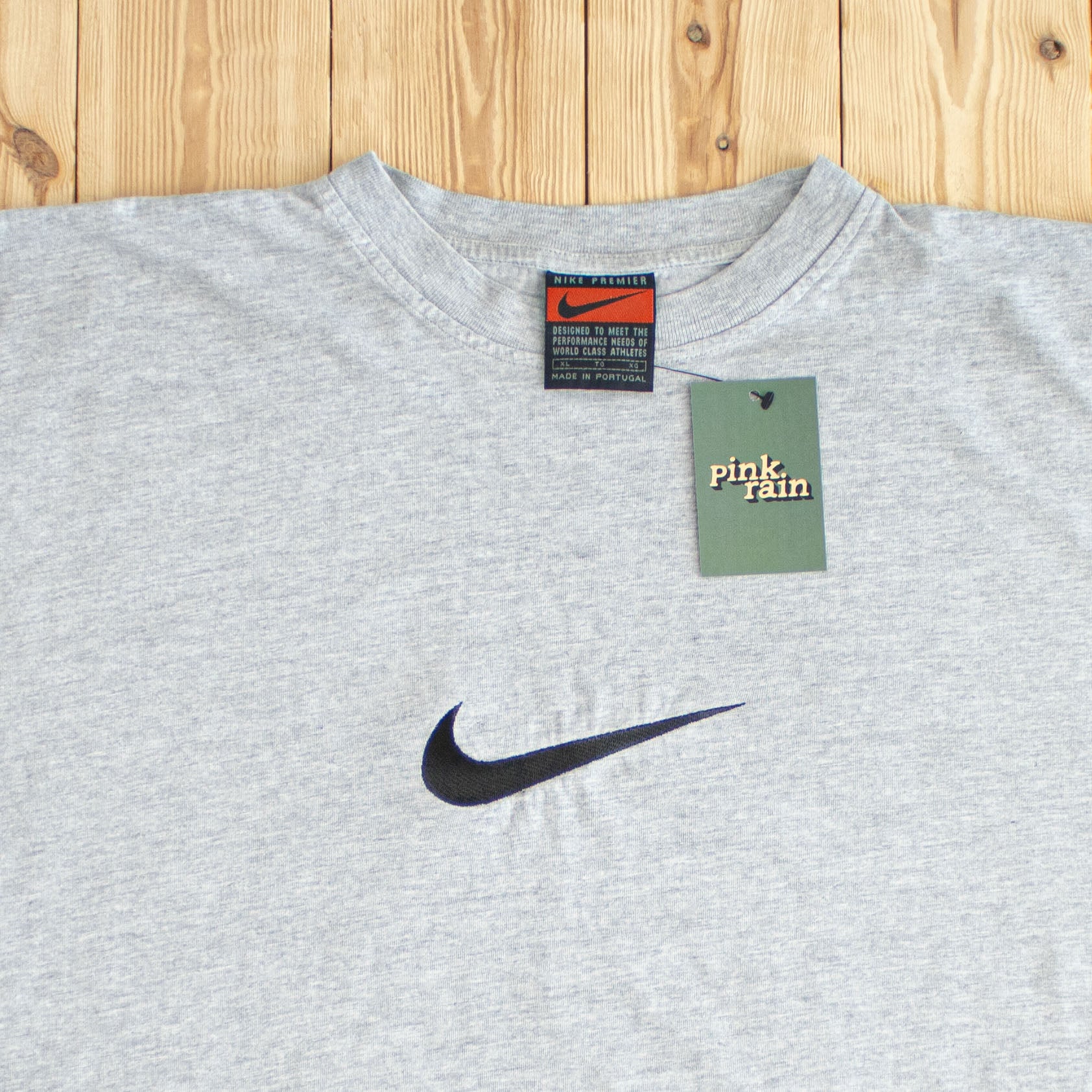 (XL) Nike Swoosh Vintage Embroidered T-Shirt Gray