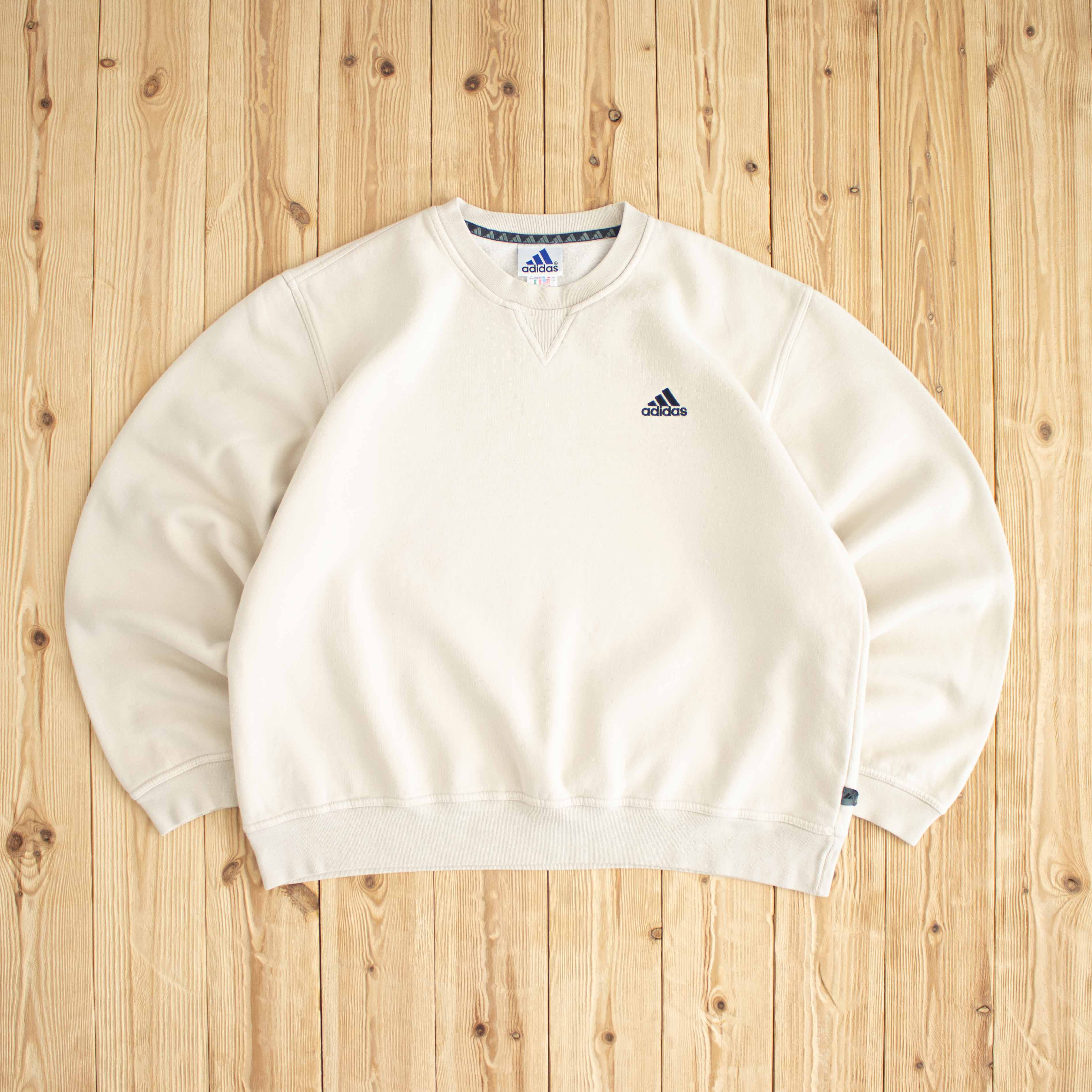 (L) Adidas Vintage Embroidered Sweatshirt Beige