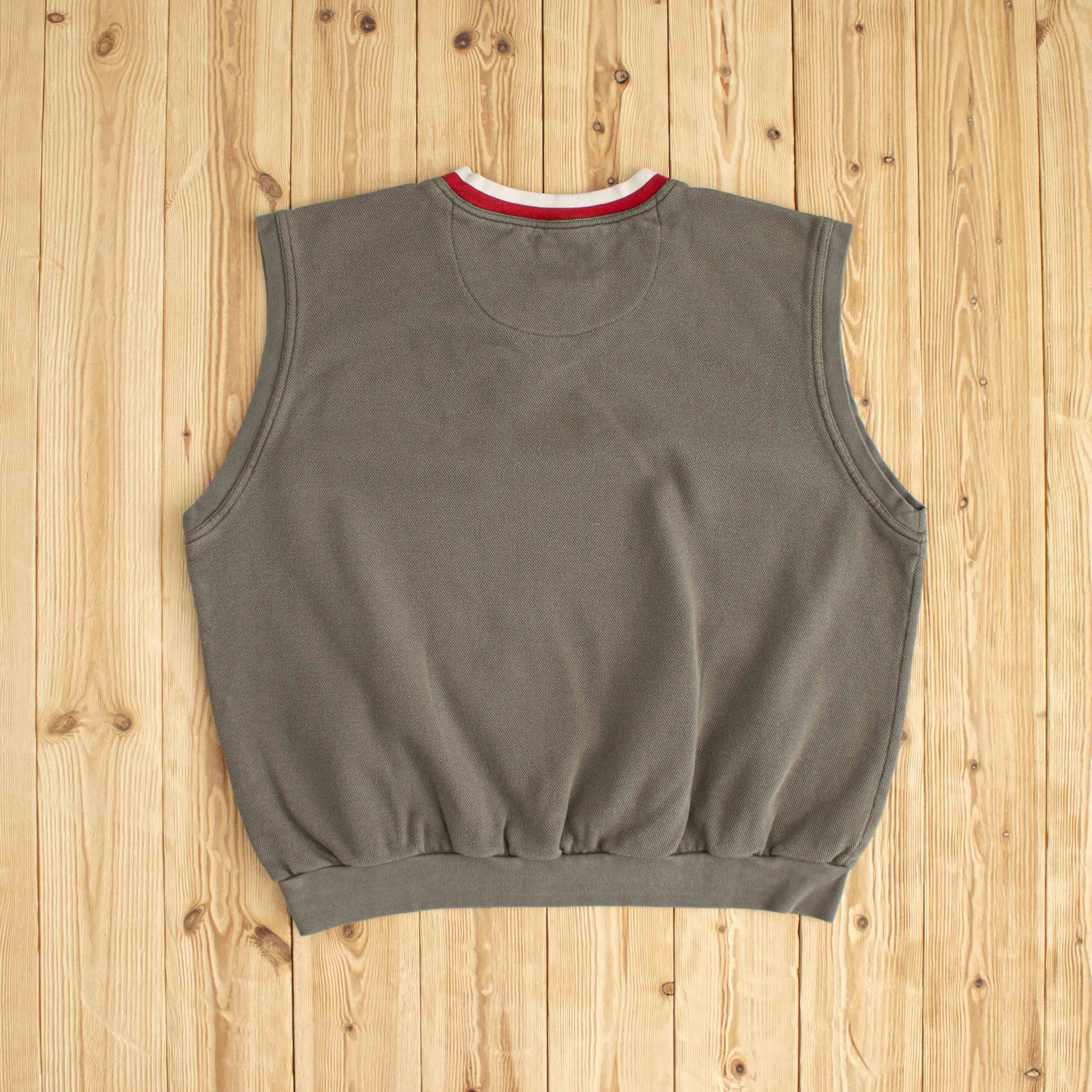 (L) Nike Vintage Embroidered Vest Beige