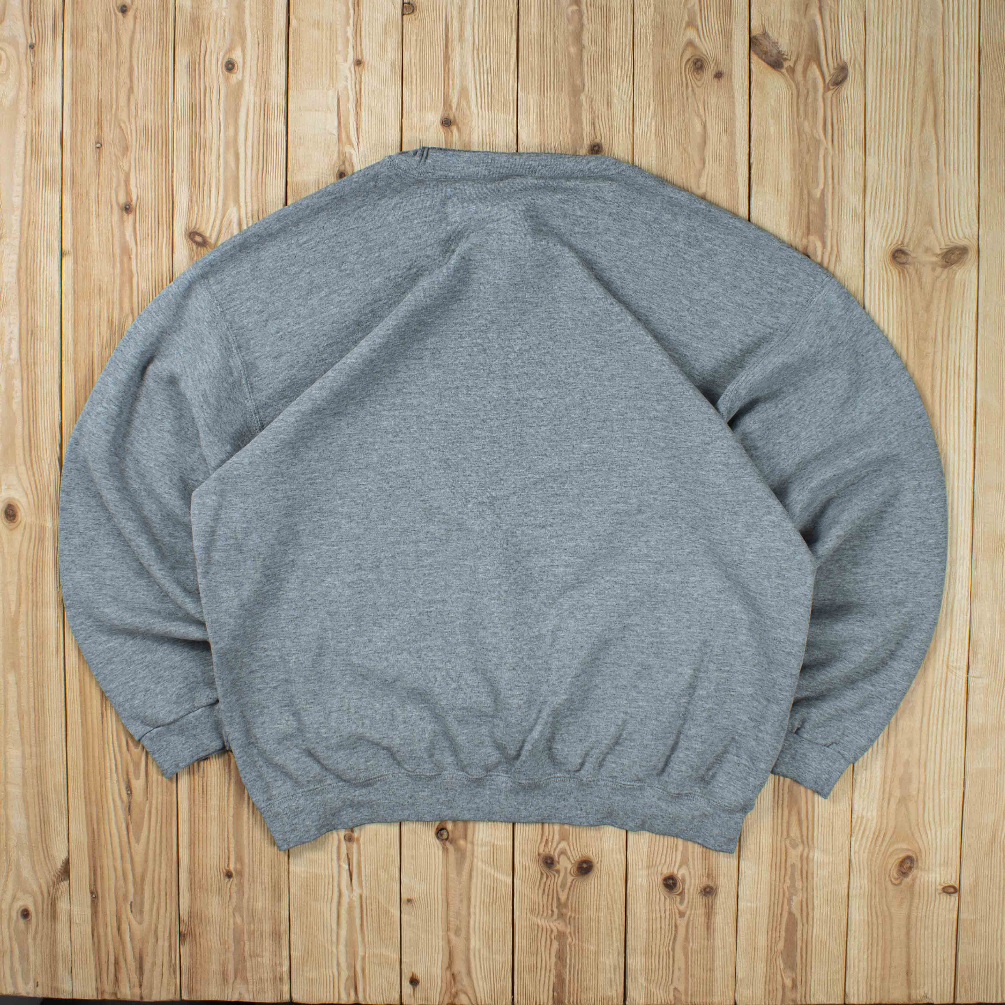 (L) Vintage Nike Essential Embroidered Sweatshirt