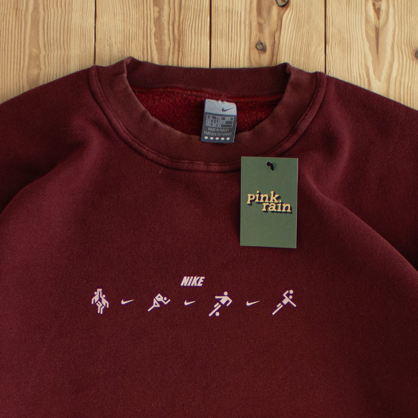 (L/XL) Nike Sports Vintage Sweatshirt Red Burgundy