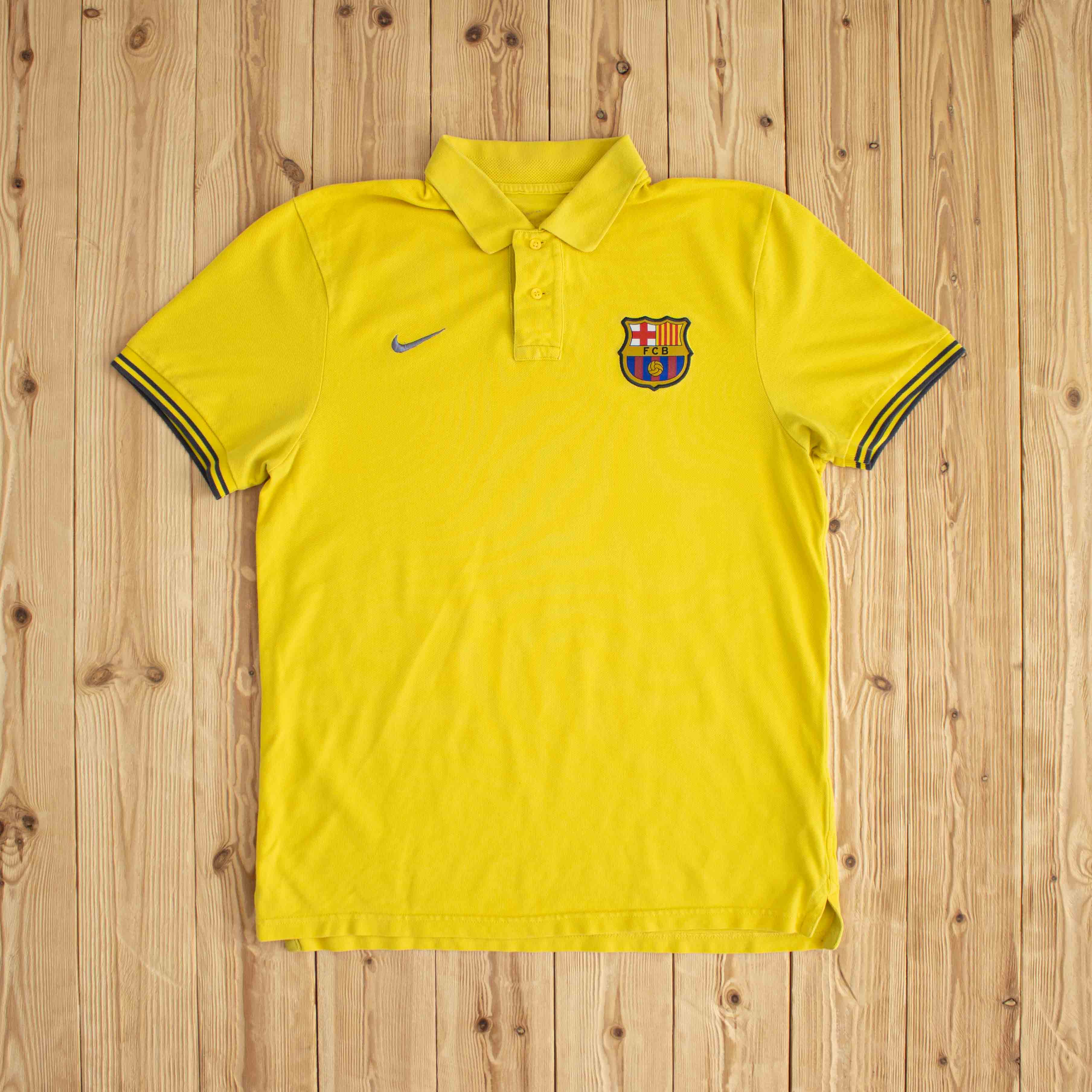 (M) Nike FC Barcelona Vintage Embroidered Polo Yellow