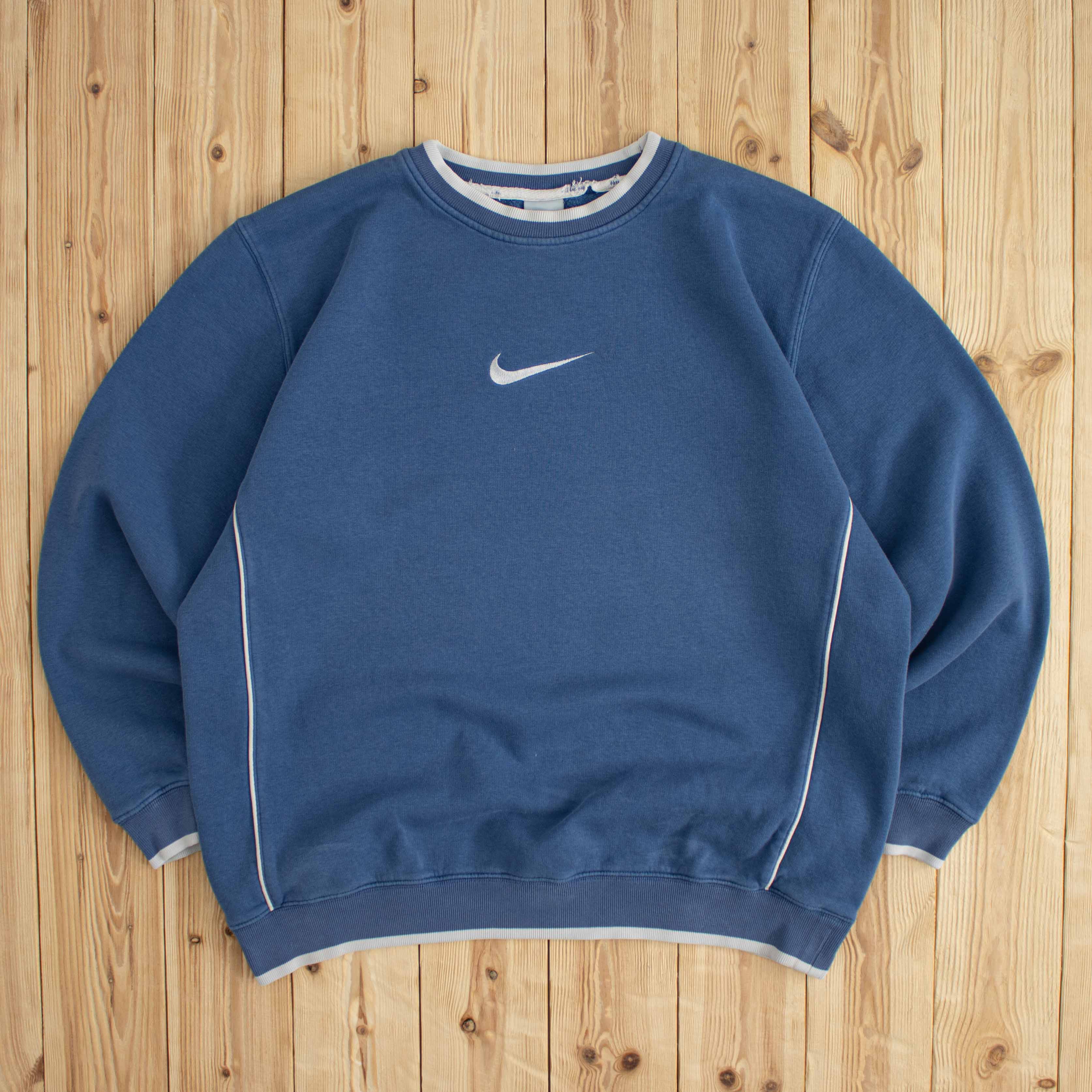 (L) Vintage Nike Swoosh Embroidered Sweatshirt