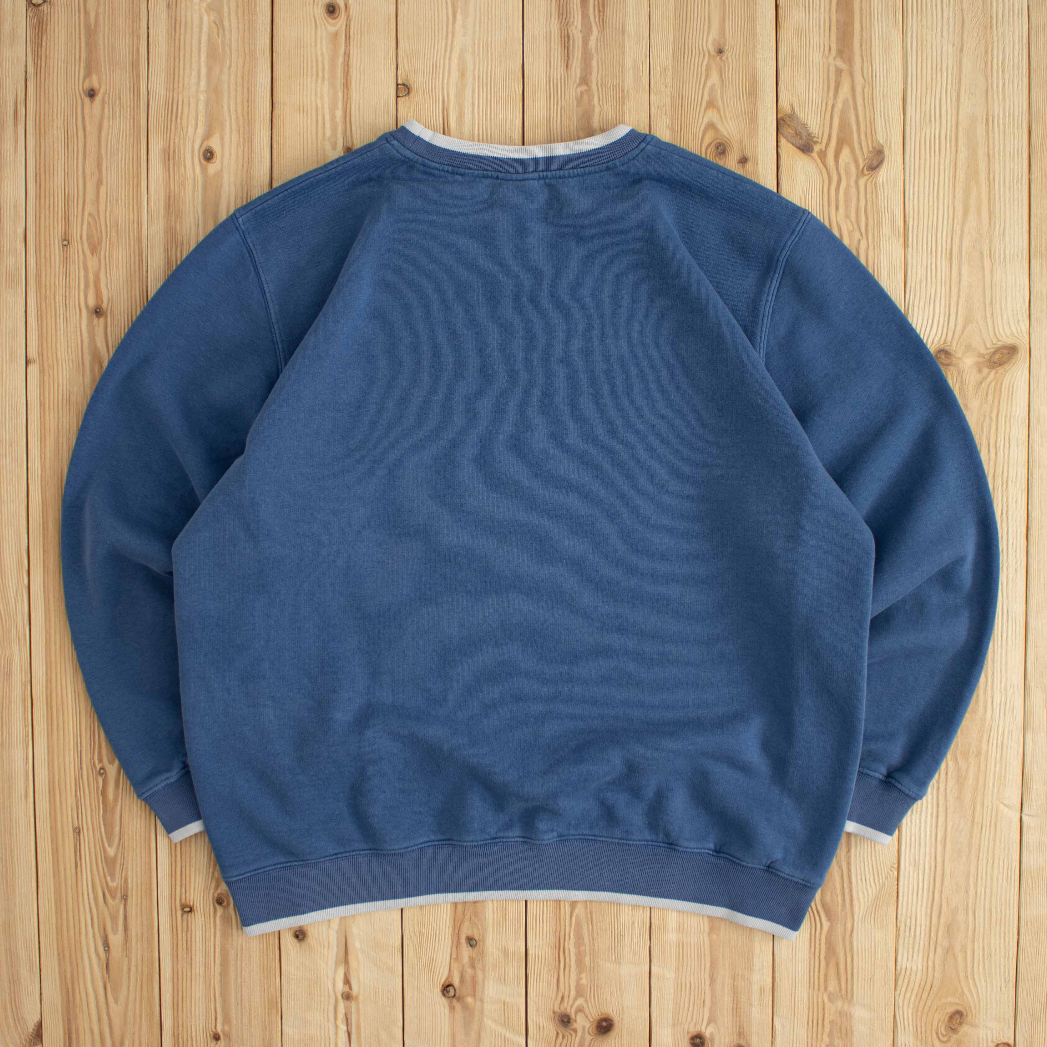 (L) Vintage Nike Swoosh Embroidered Sweatshirt