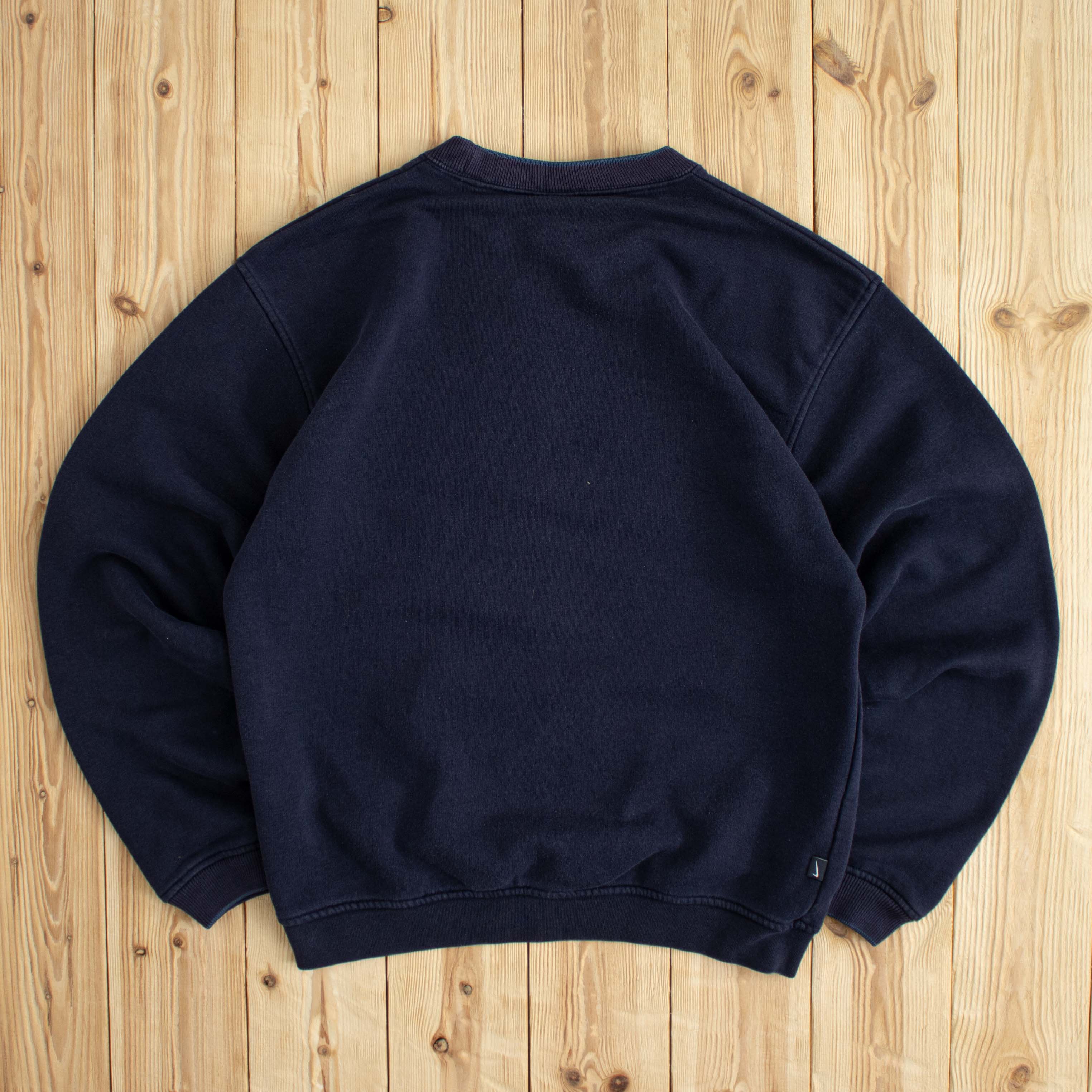 (S) Vintage Nike Athletic Embroidered Sweatshirt