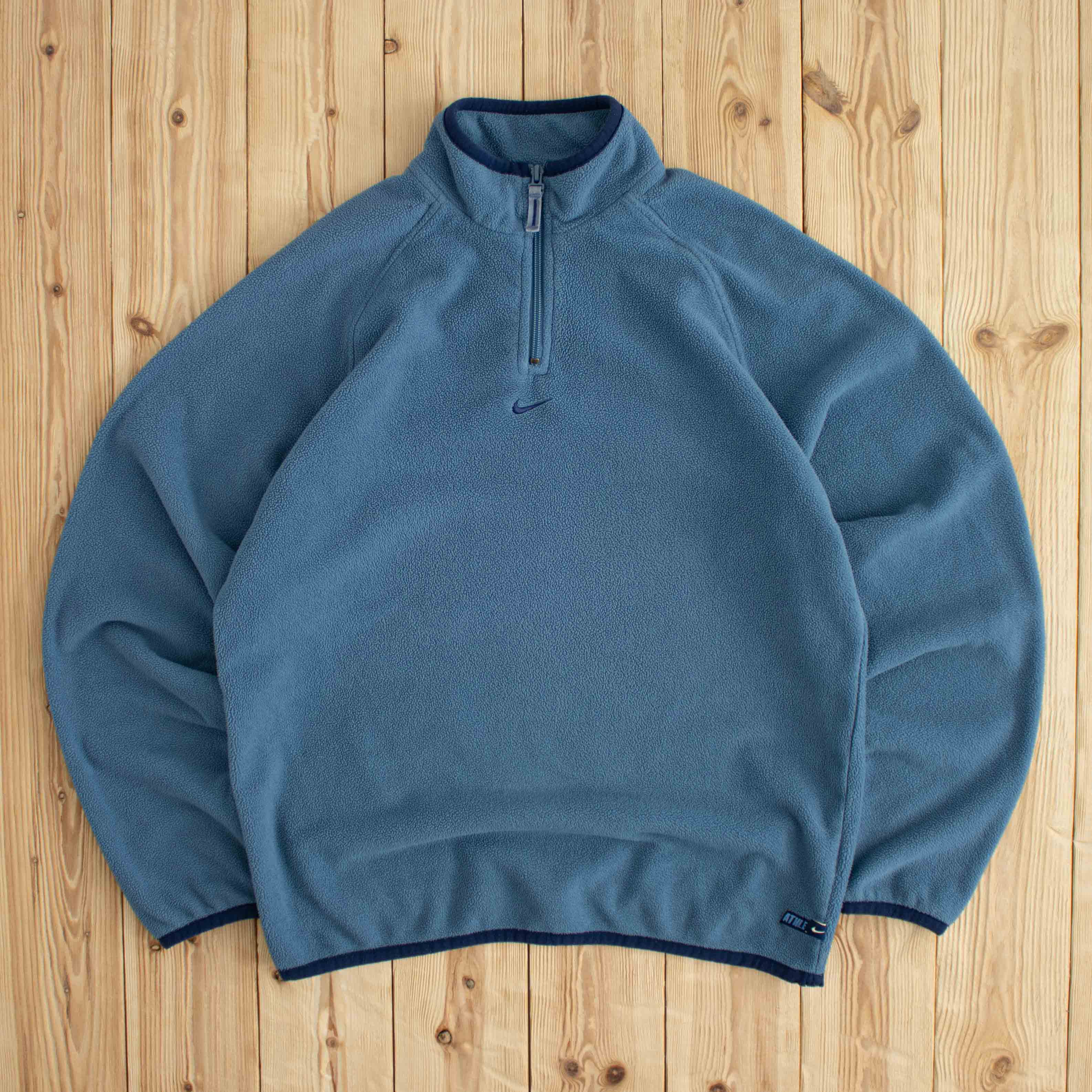 (M) Vintage Nike Embroidered Fleece Quarter-Zip Sweatshirt