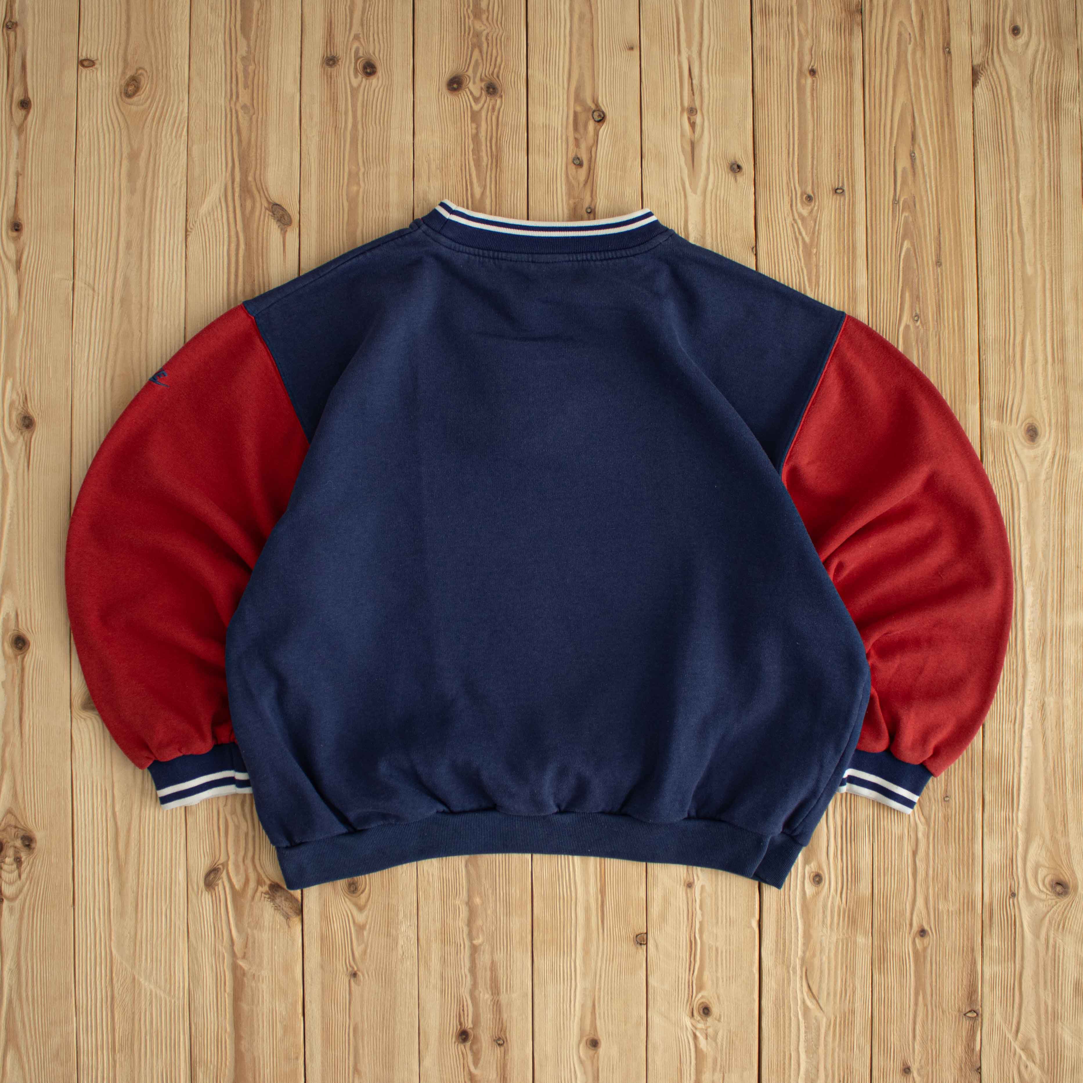 (L) Nike Blue Ribbon Sports Vintage Embroidered Sweatshirt Blue