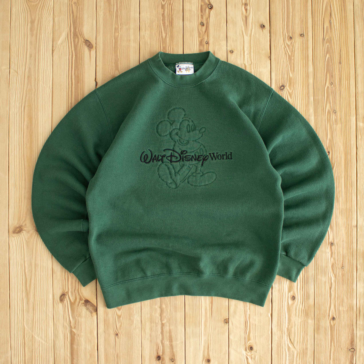 (S) Walt Disney World Vintage Embroidered Sweatshirt Green