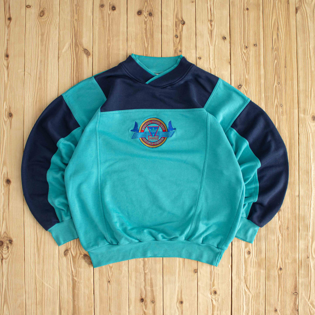 (L) Adidas Air Force Fashion Vintage Embroidered Sweatshirt Blue
