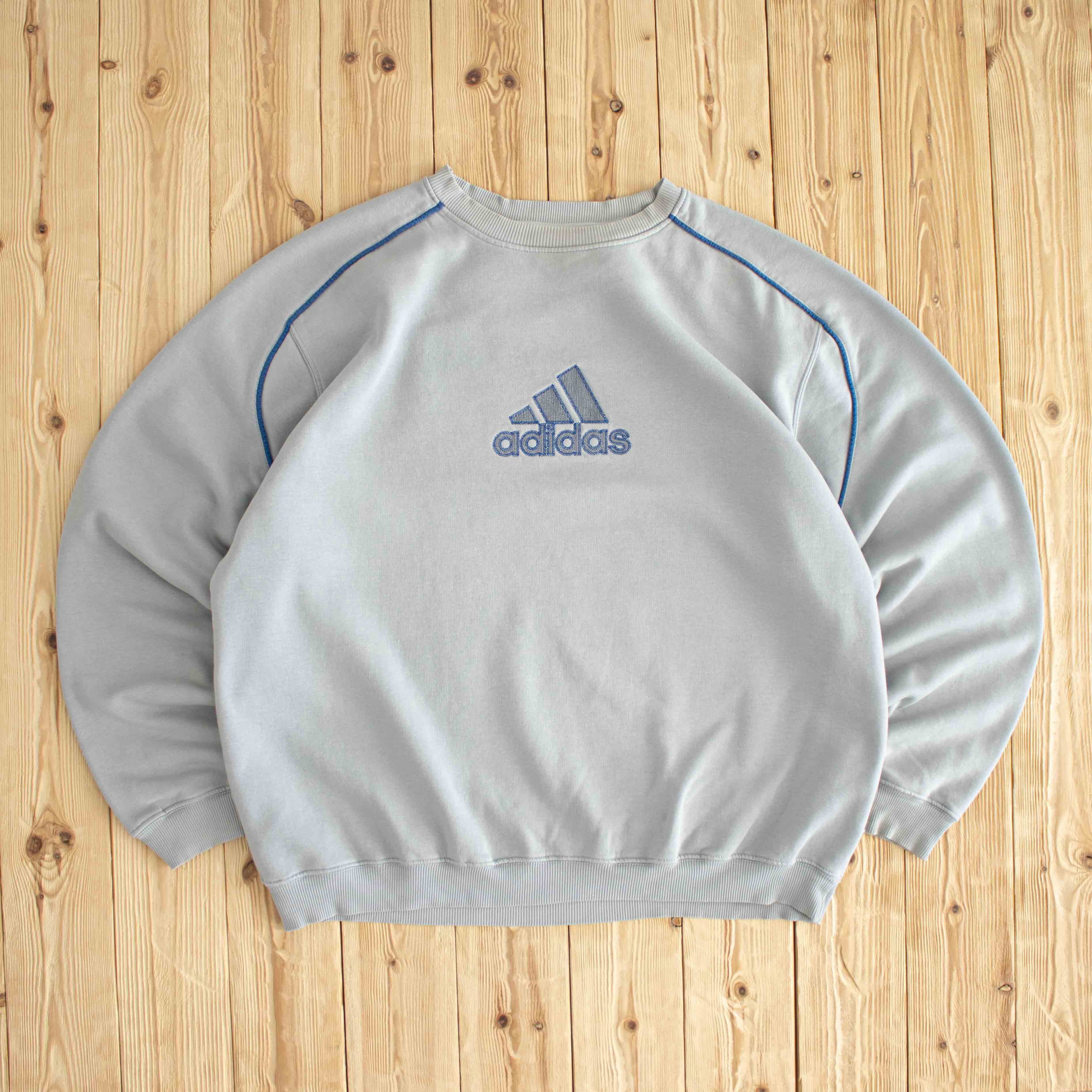 (XL) Adidas Vintage Logo Embroidered Sweatshirt Gray