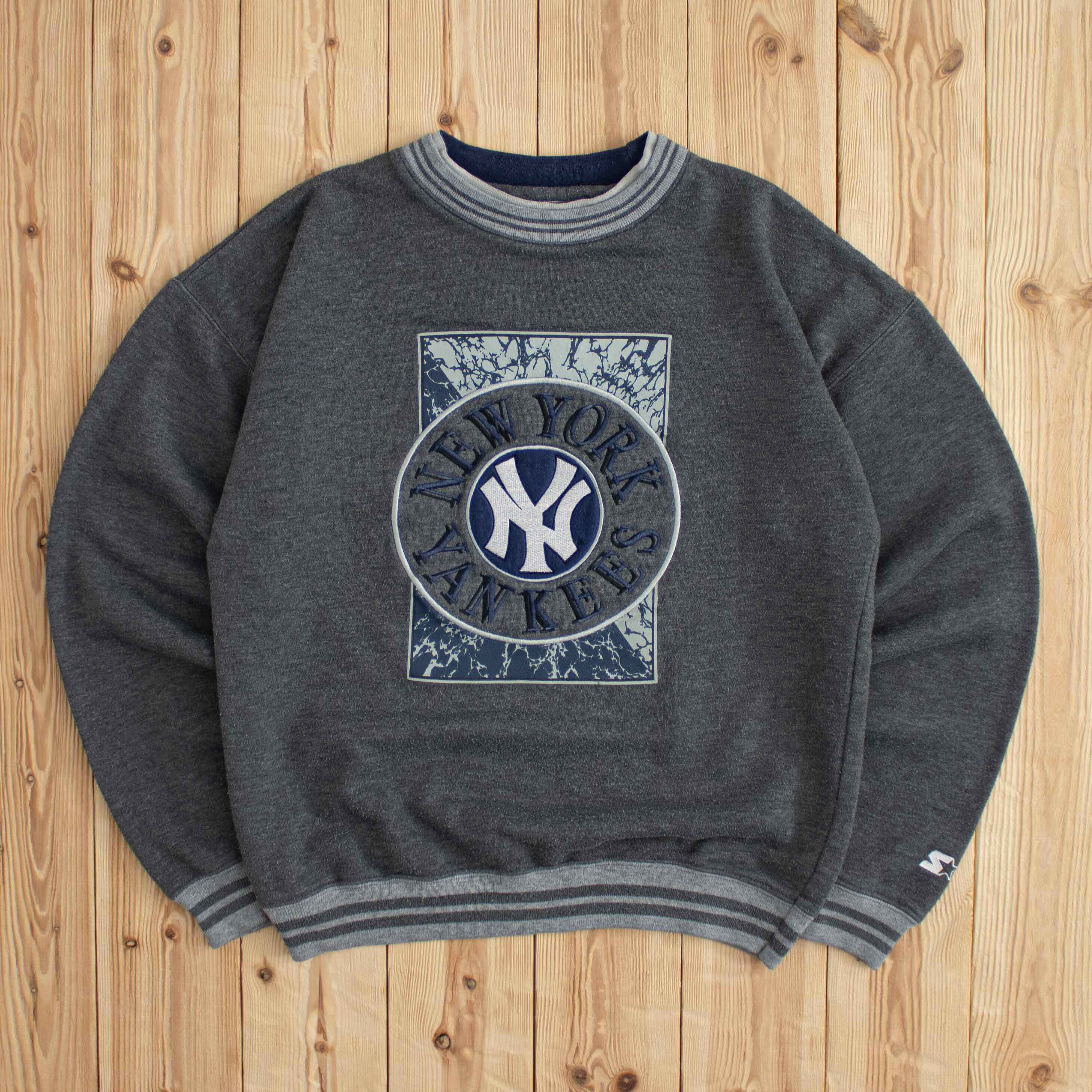 (S) Vintage Starter New York Yankees Embroidered Sweatshirt