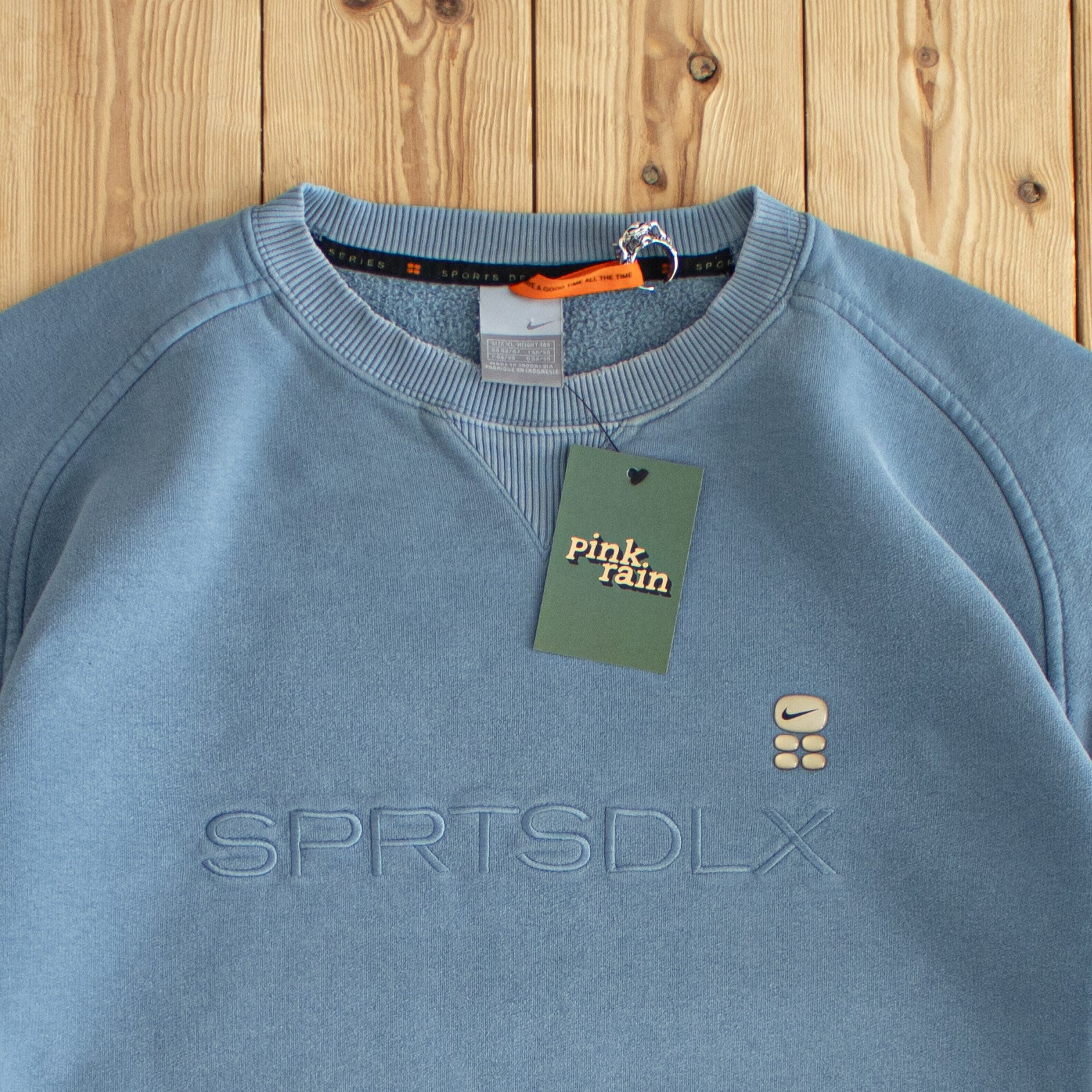 (L/XL) Nike SPRTSDLX Vintage Embroidered Sweatshirt Blue