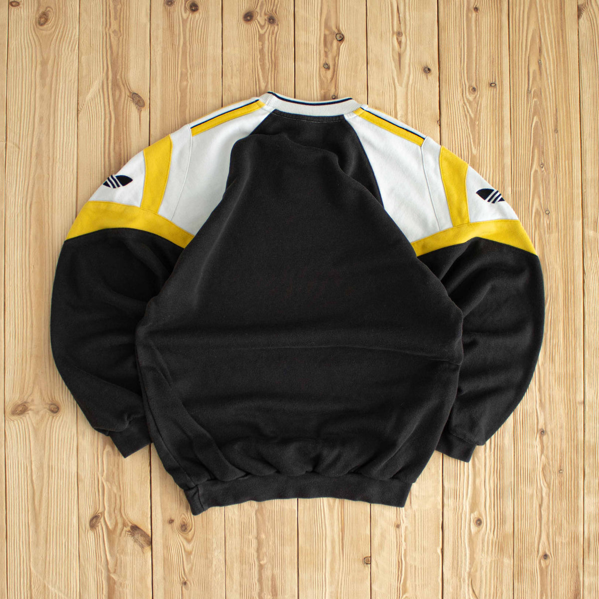 (S) Adidas Vintage Embroidered Sweatshirt Black
