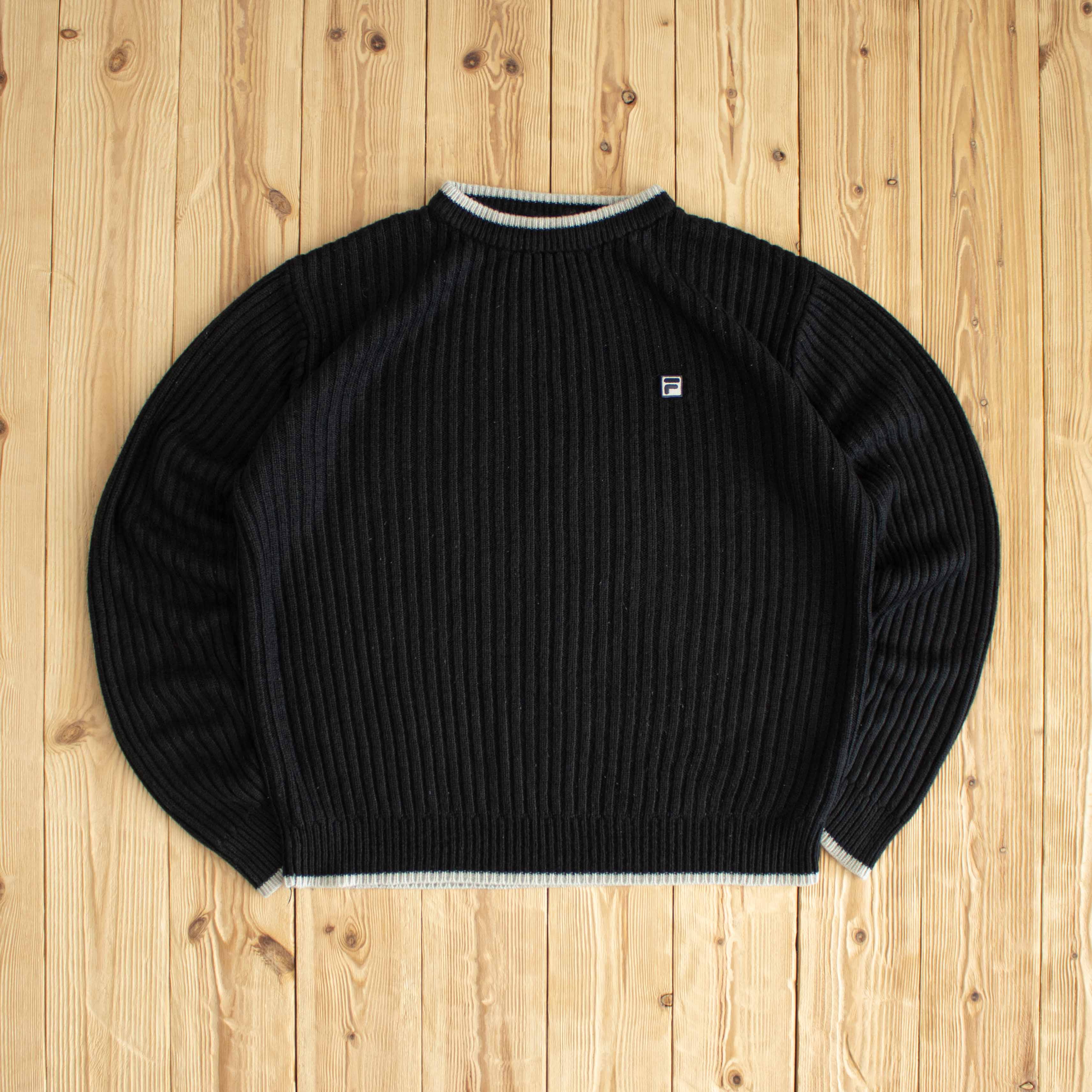 (M/L) Fila Vintage Embroidered Sweater Black