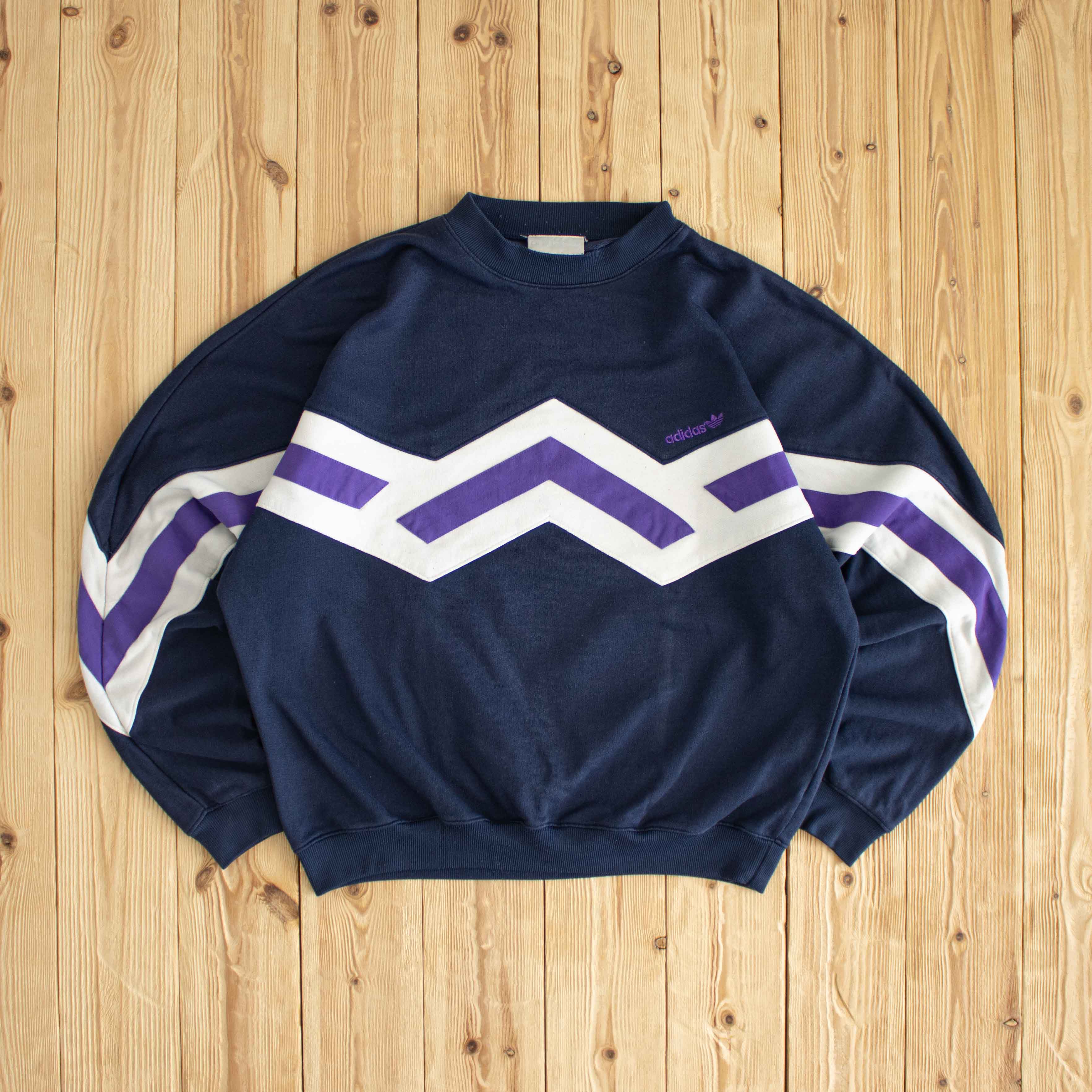 (M) Adidas Vintage Striped Embroidered Sweatshirt Blue Purple