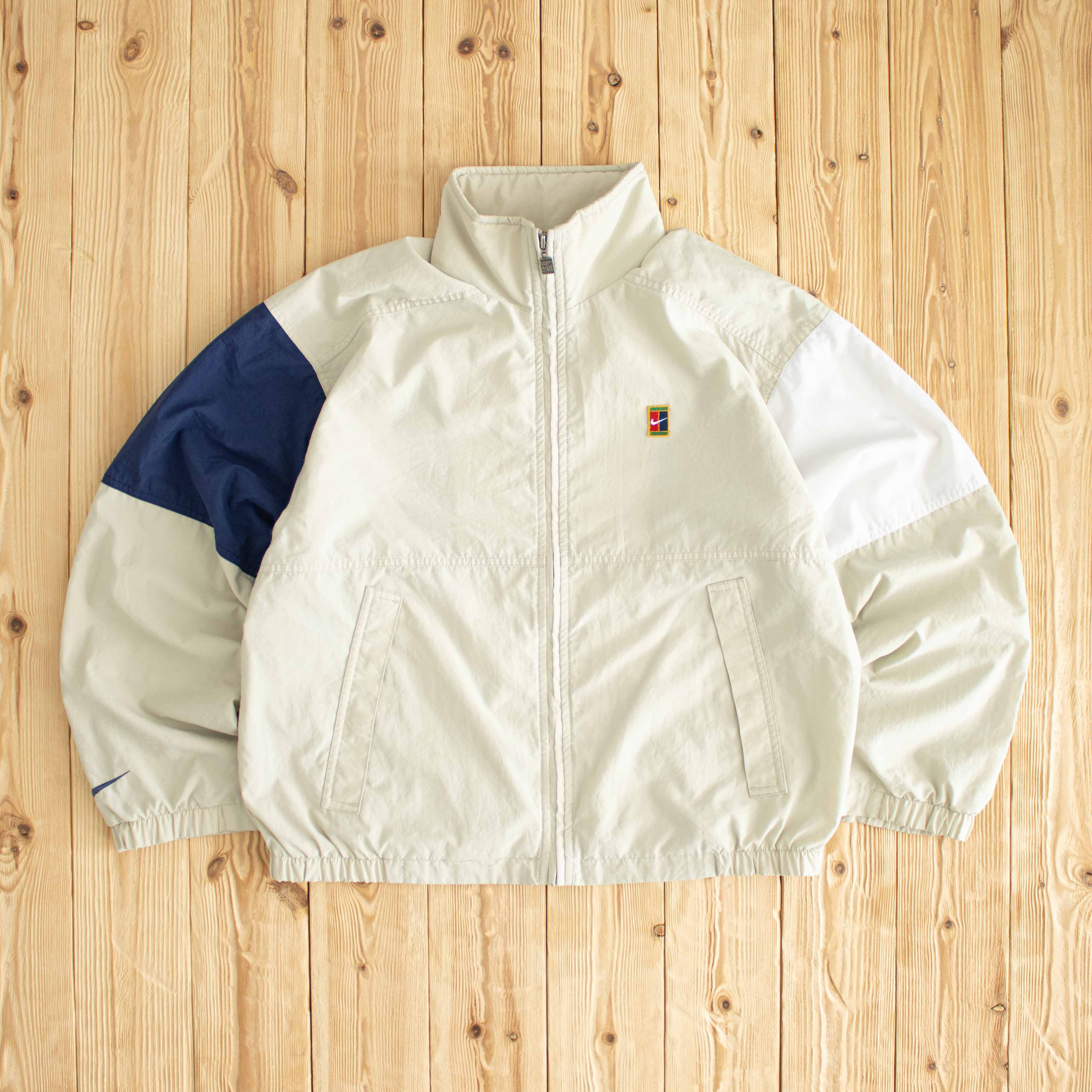 (M) Nike Vintage Essential Embroidered Jacket Beige