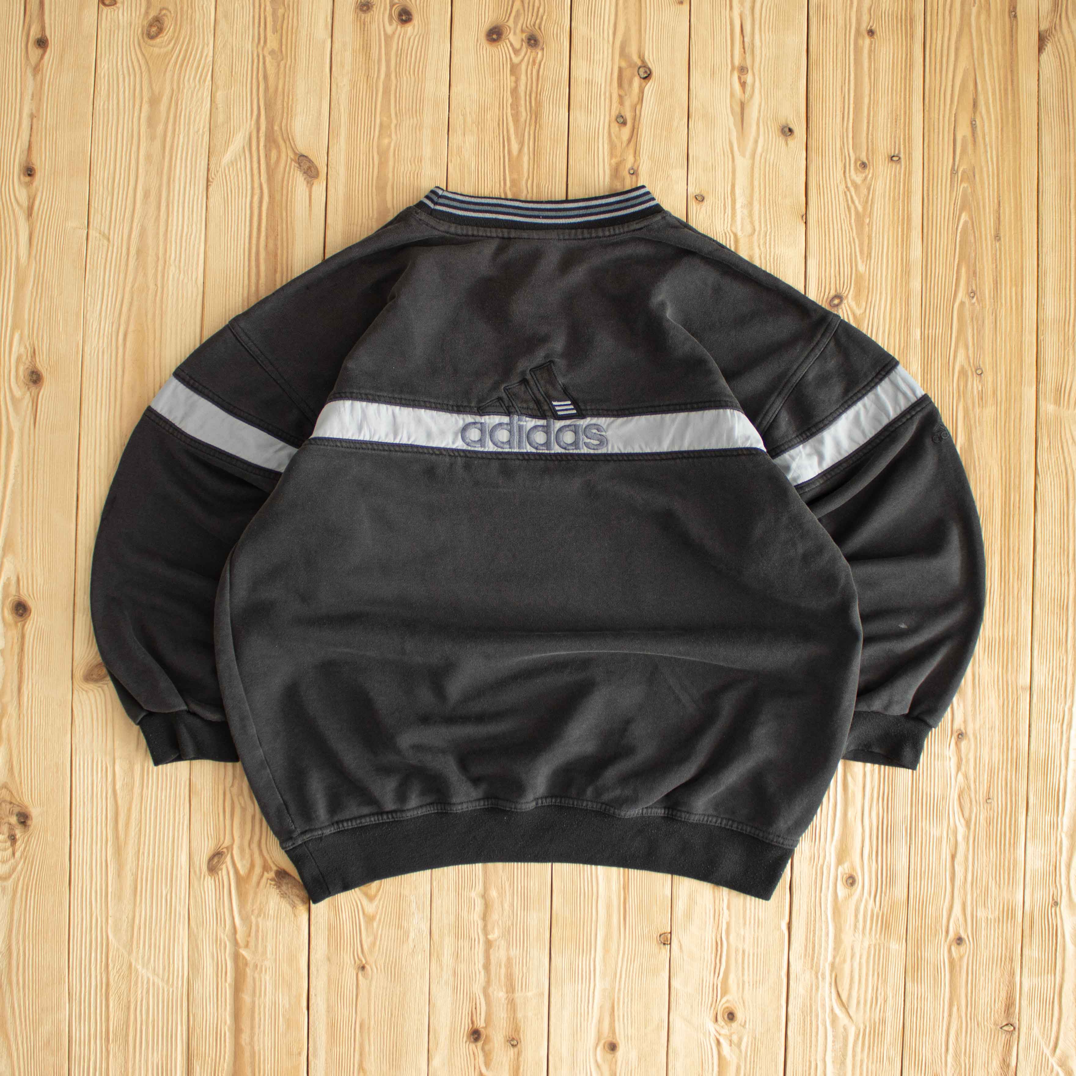 (M) Adidas Vintage Back Logo Embroidered Sweatshirt Gray